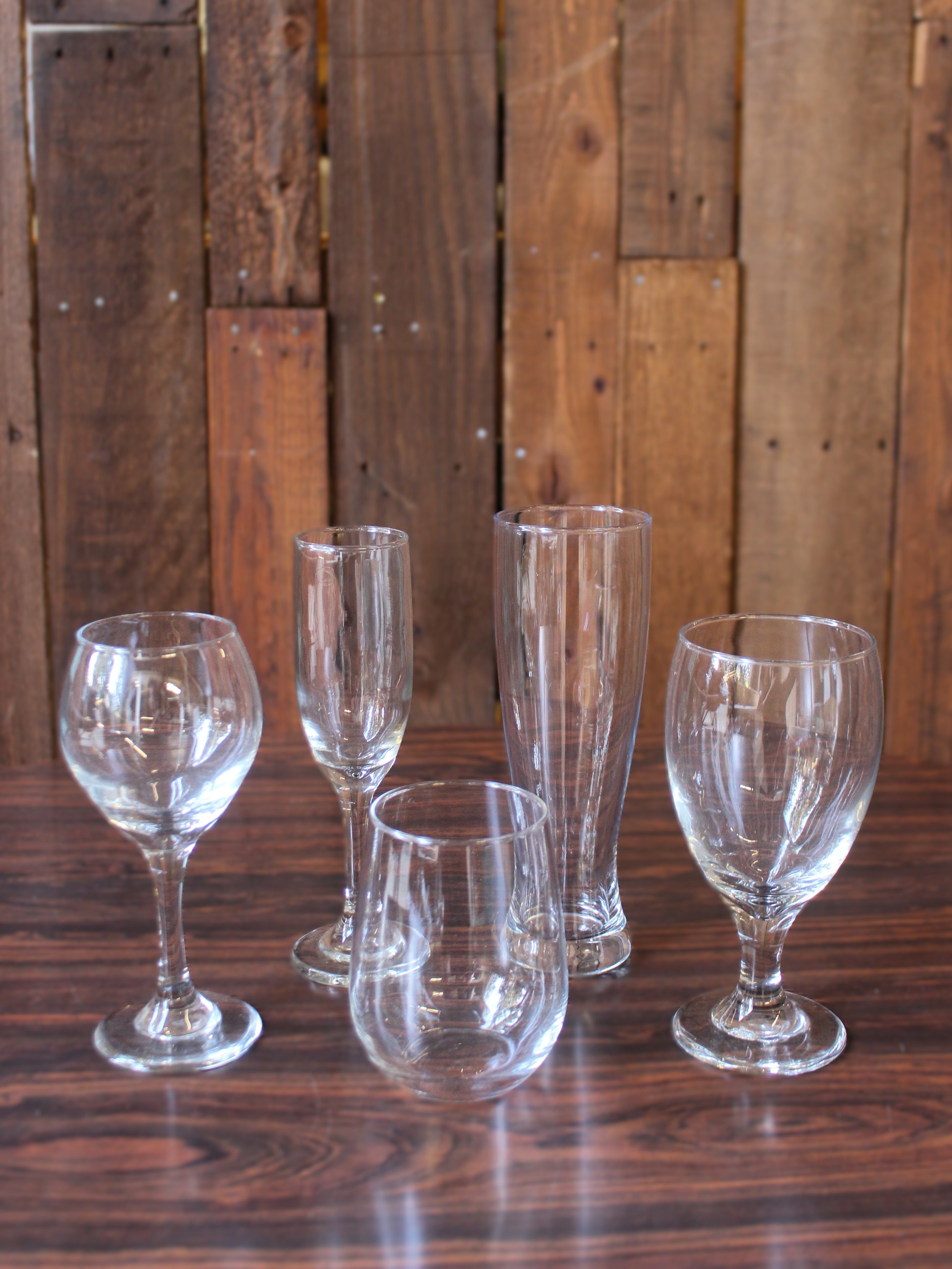 Glassware: Water 200 count, Beer 100 count, Wine 175 count, Stemless 200+ count, Champagne 200+ count, Rocks 45 count