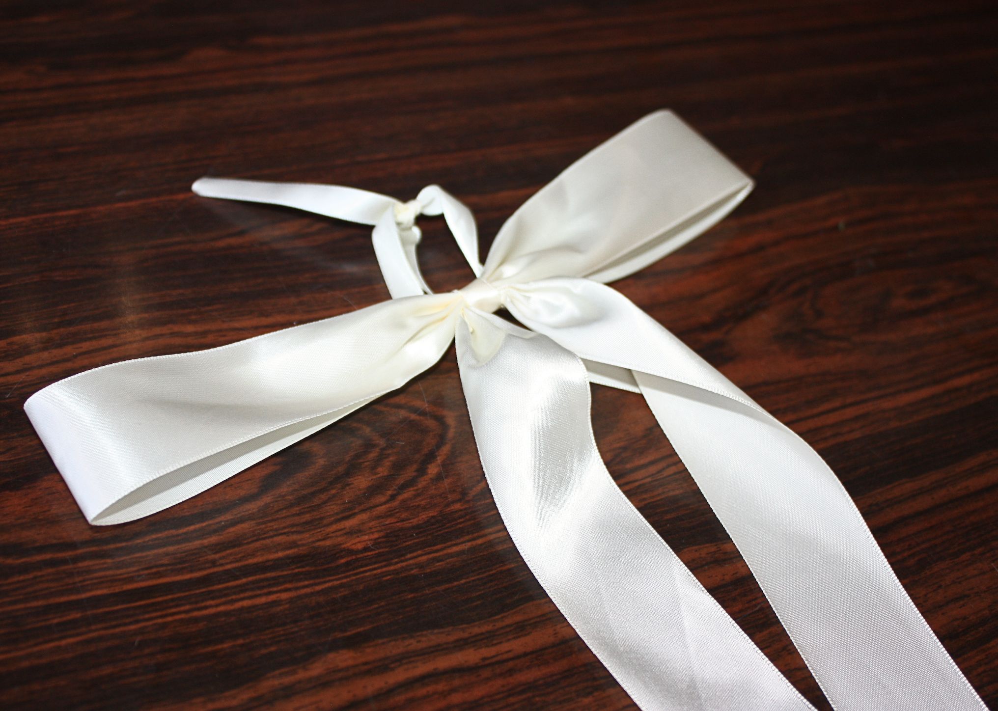 Ivory Ceremony Chair Ribbons, 23 count