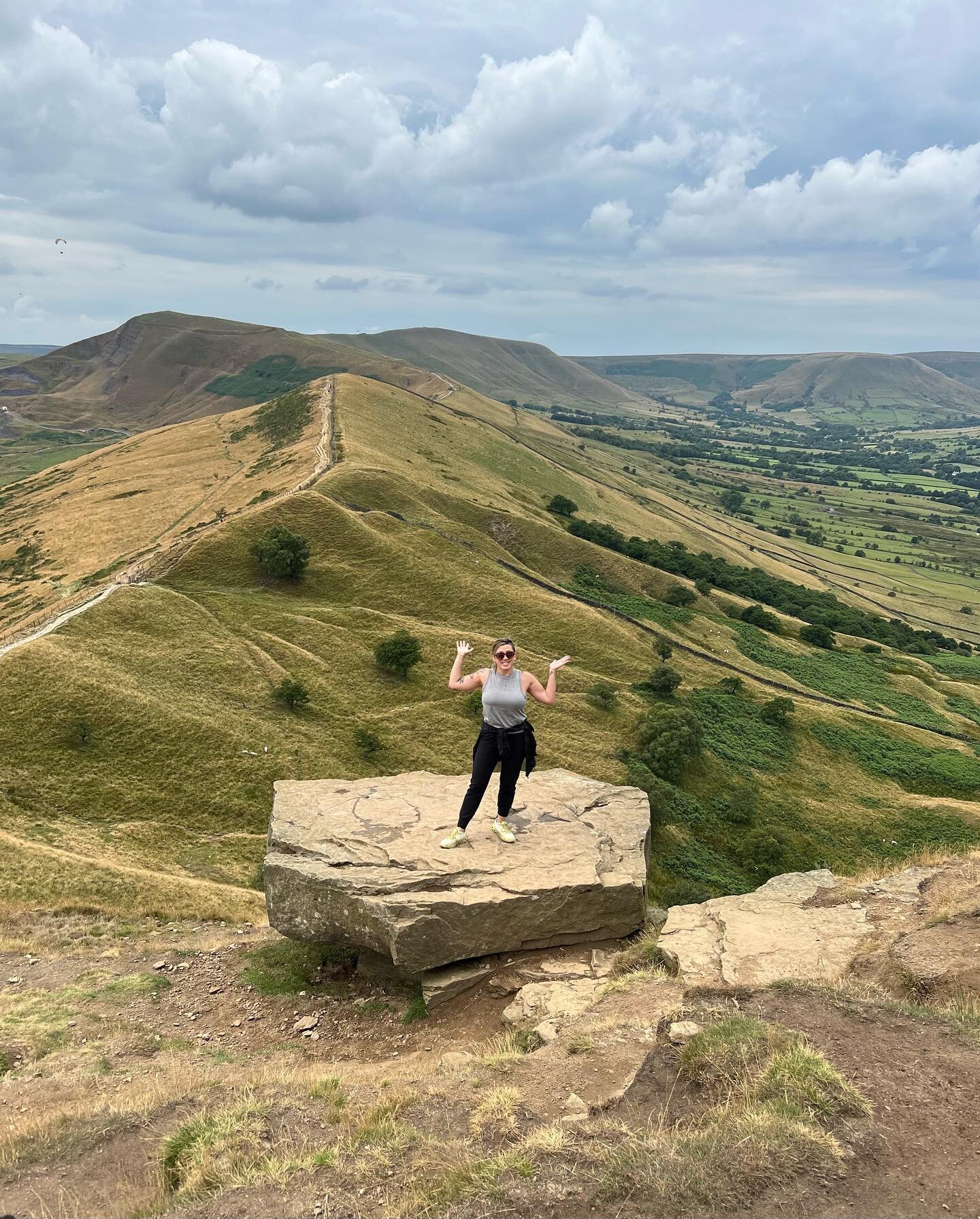 Recharged by nature ⛰🍃

Guys, I&rsquo;m back from my adventure and I&rsquo;m here to report Mam Tor was such a rewarding hike. Relatively steep climb but worth it when you get to the top. I loved the view and breath up high.

Work / Life balance is 