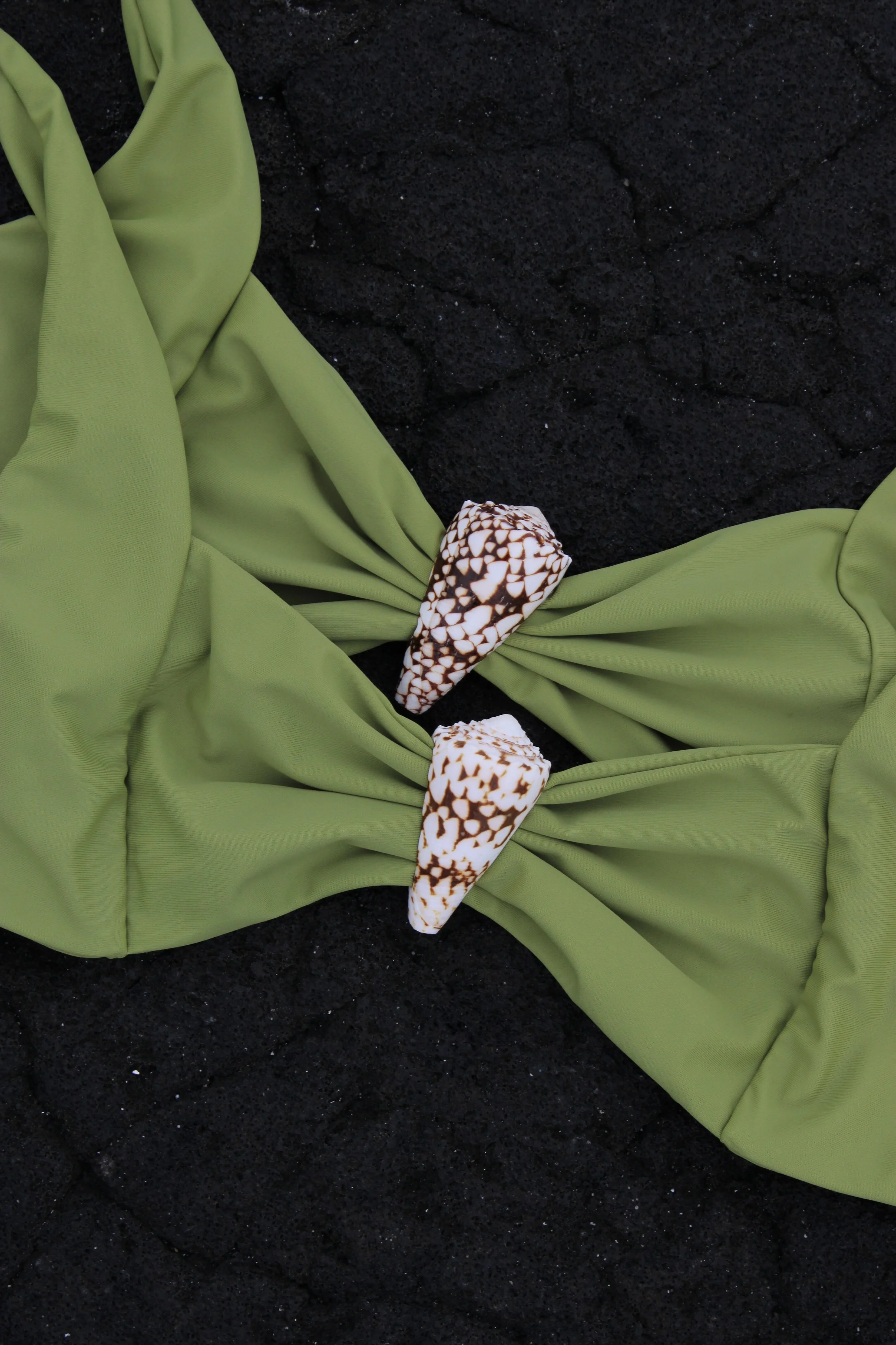 Banded Marble cone shell top - Lime - M