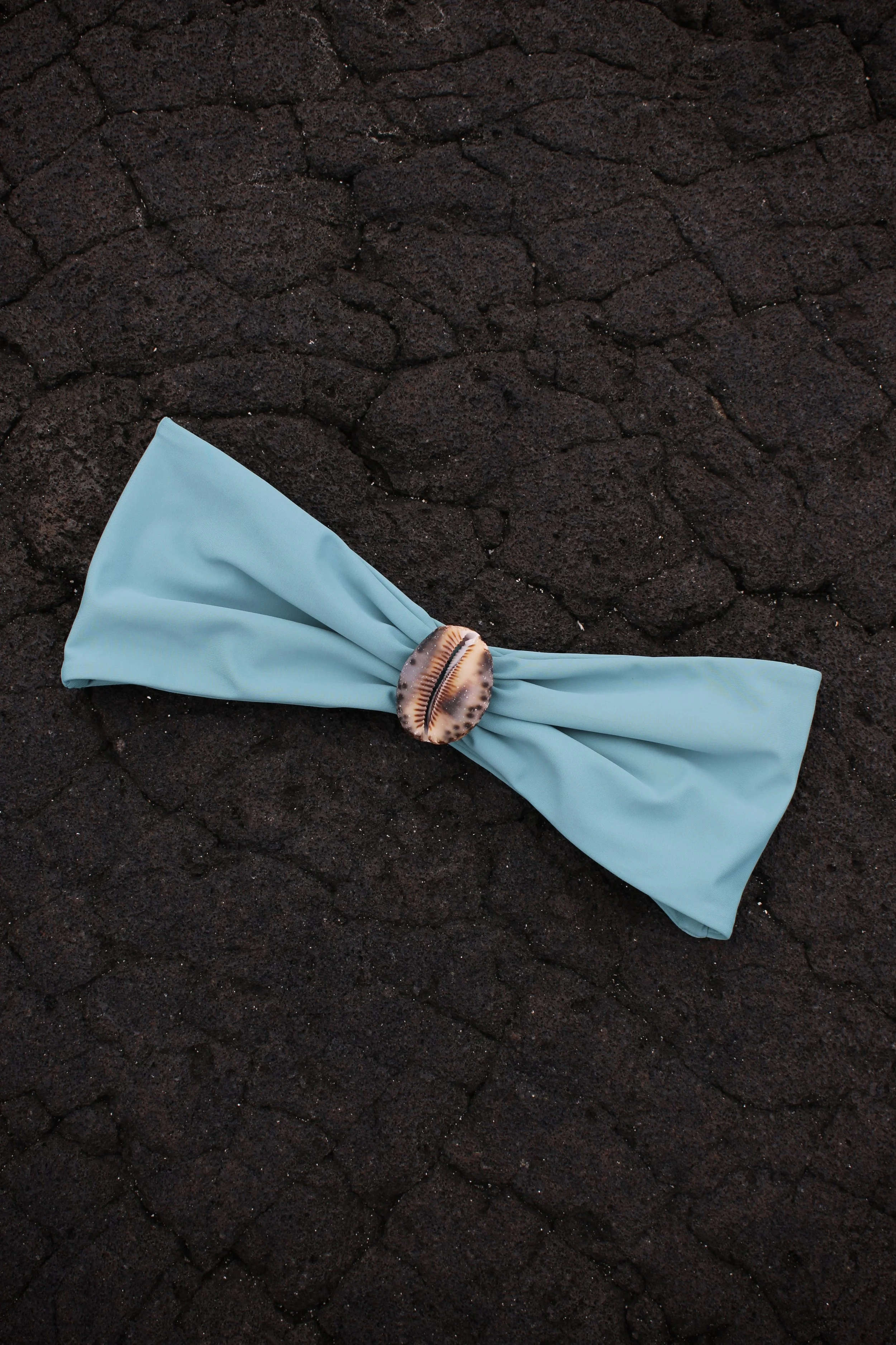 Cowrie shell bandeau - Blue Hawai’i