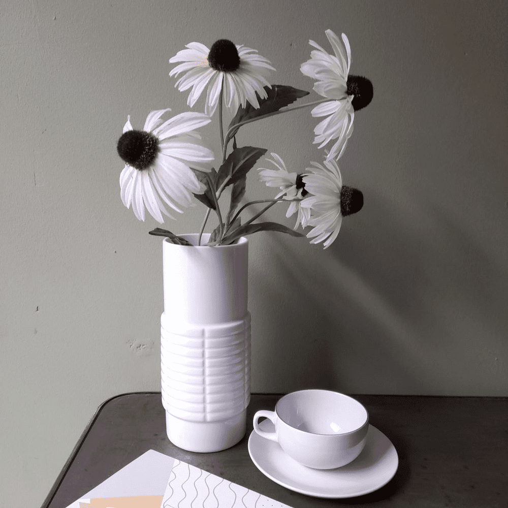 mid-century-white-porcelain-vase-4762-p.png