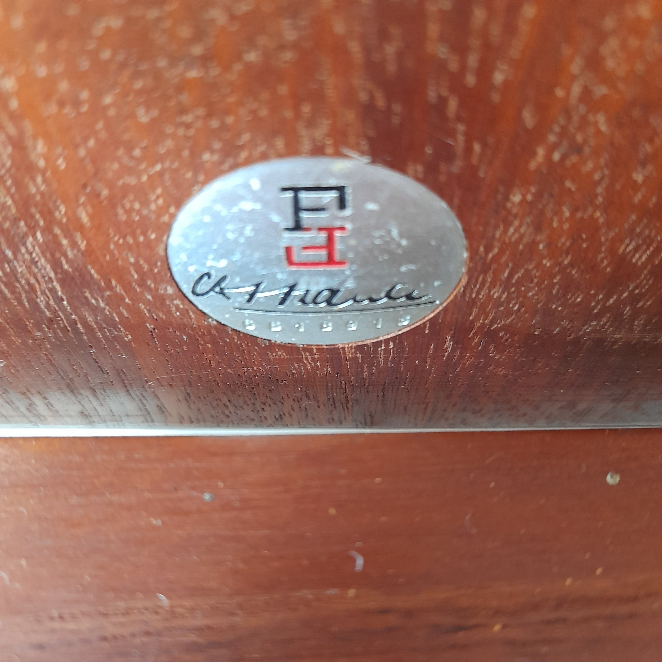 House of Modern Vintage, Mid Century furniture and Accessories,