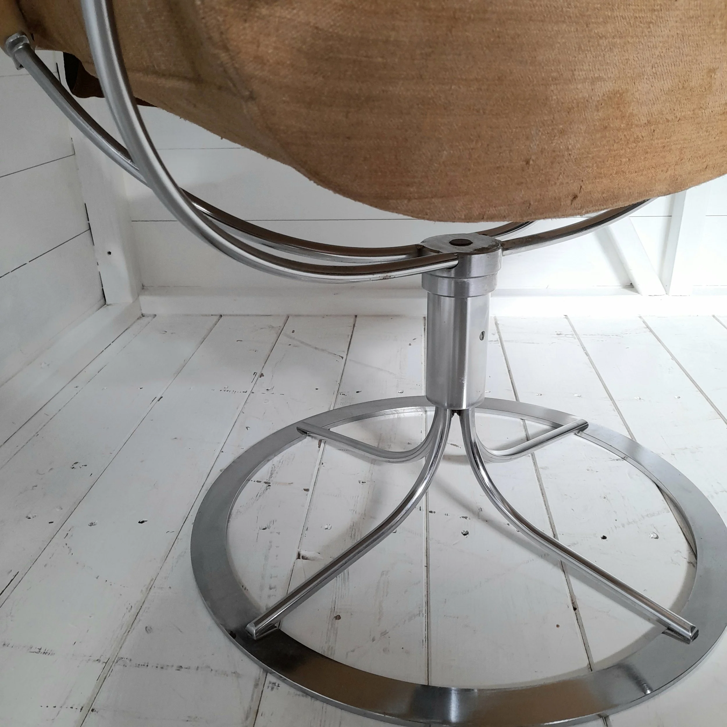House of Modern Vintage, Mid Century furniture and Accessories,