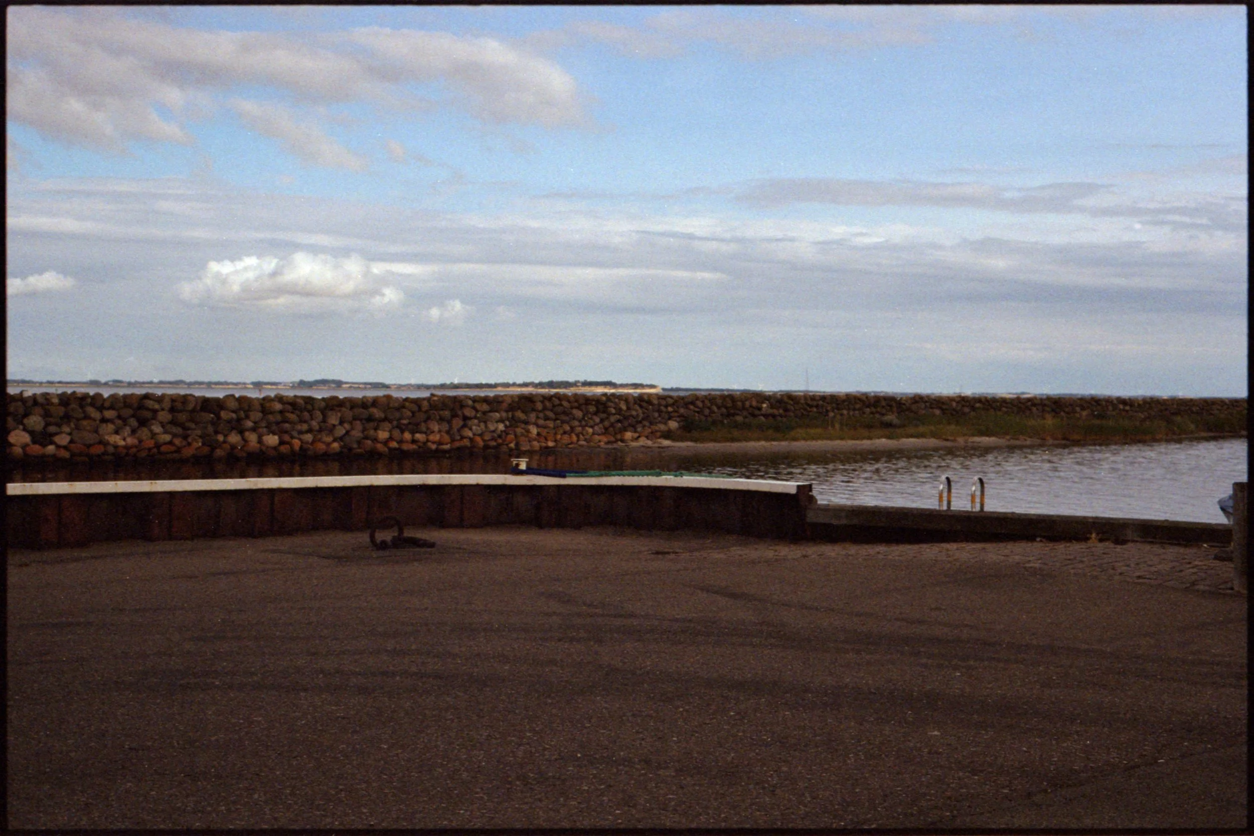2026-08-24 HH - Dänemark FE2_KodakColorPlus200_24.jpg