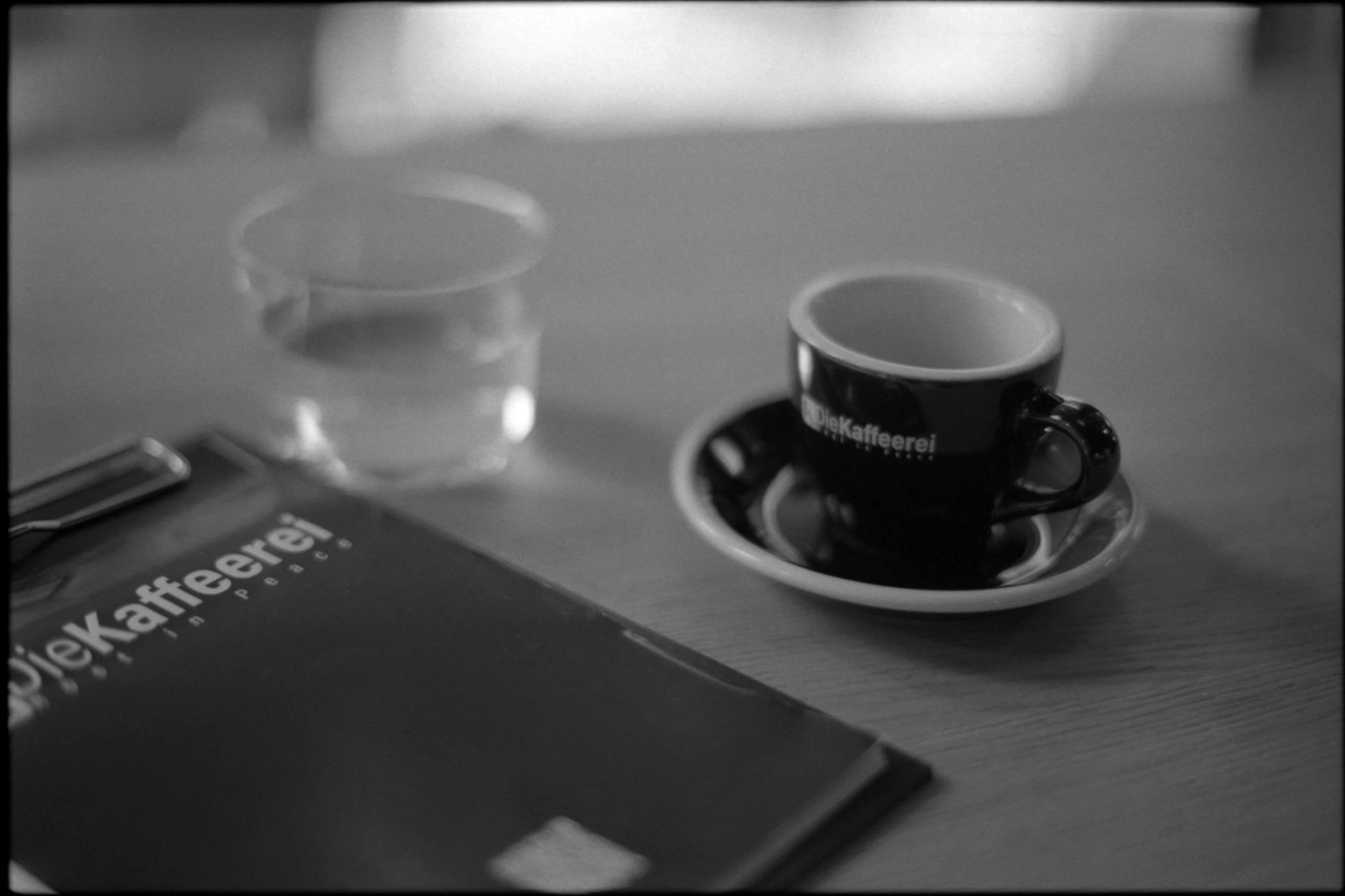 2026-06-11_Motel a Miio - Kaffeerei_F5 Delta400_29.jpg