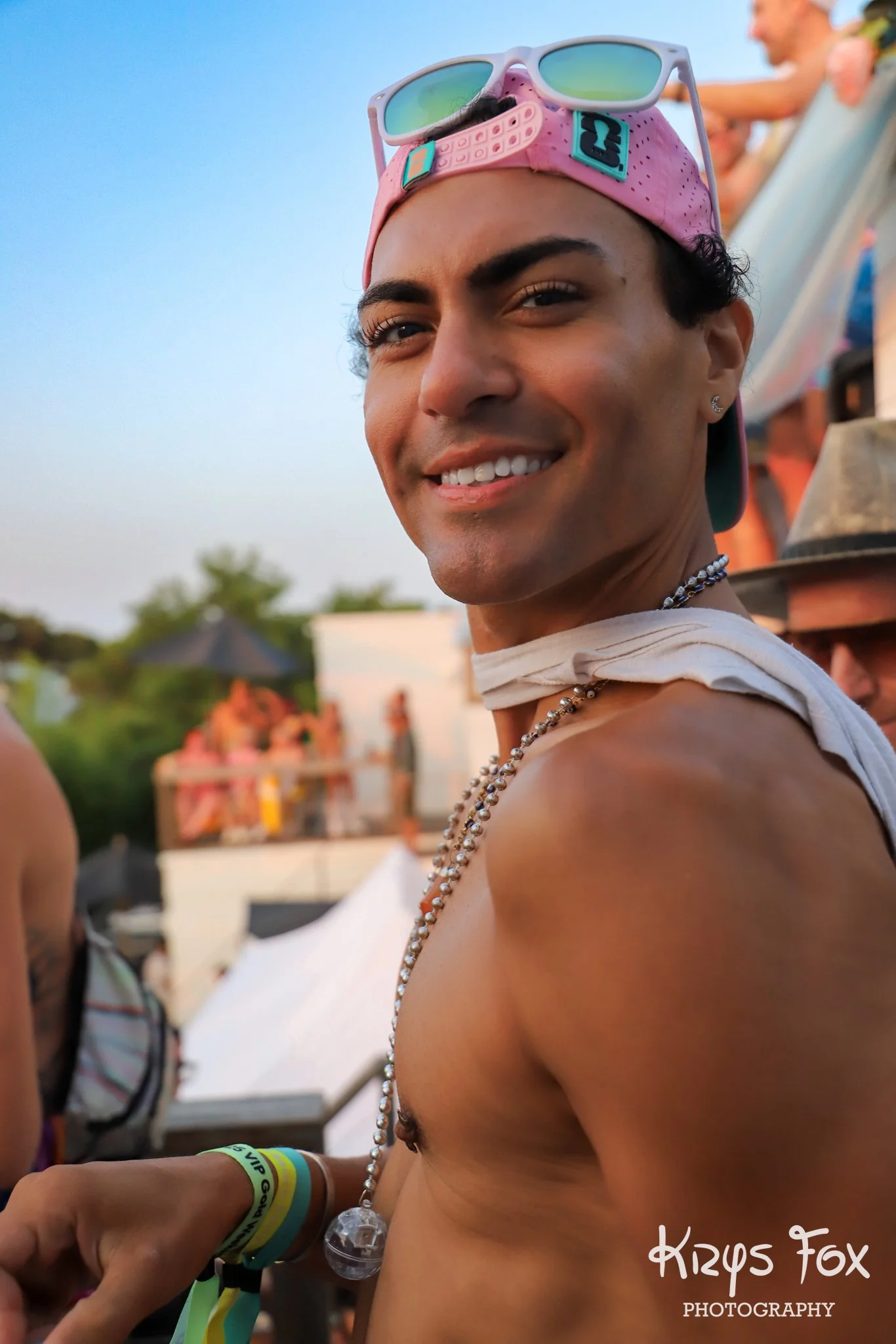 Lo_ClosingParty_BeachParty_KrysFox_2025-205.jpg