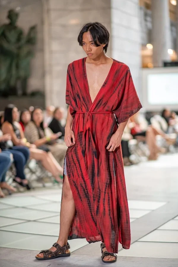 red robe.webp
