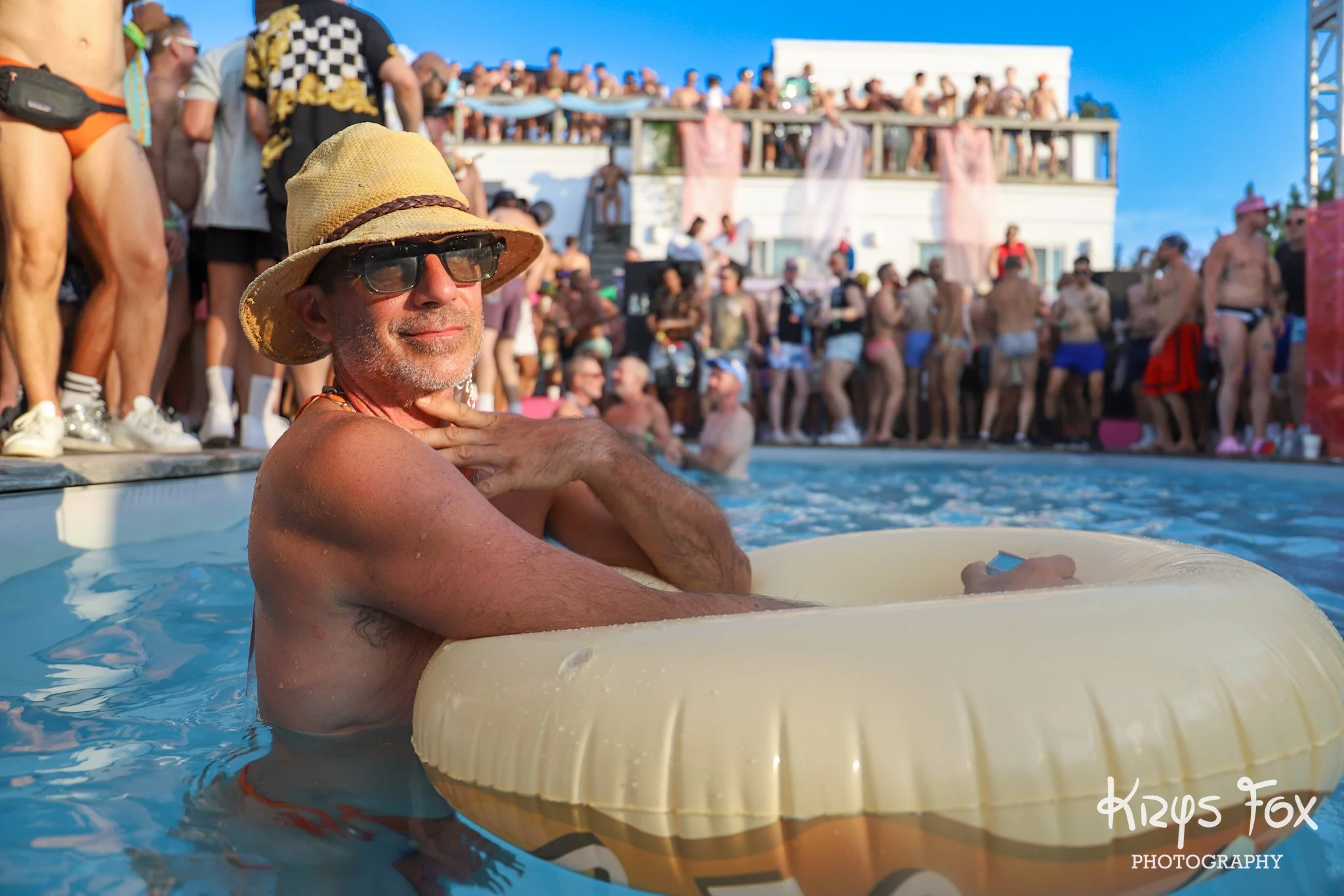 Lo_ClosingParty_BeachParty_KrysFox_2025-163.jpg