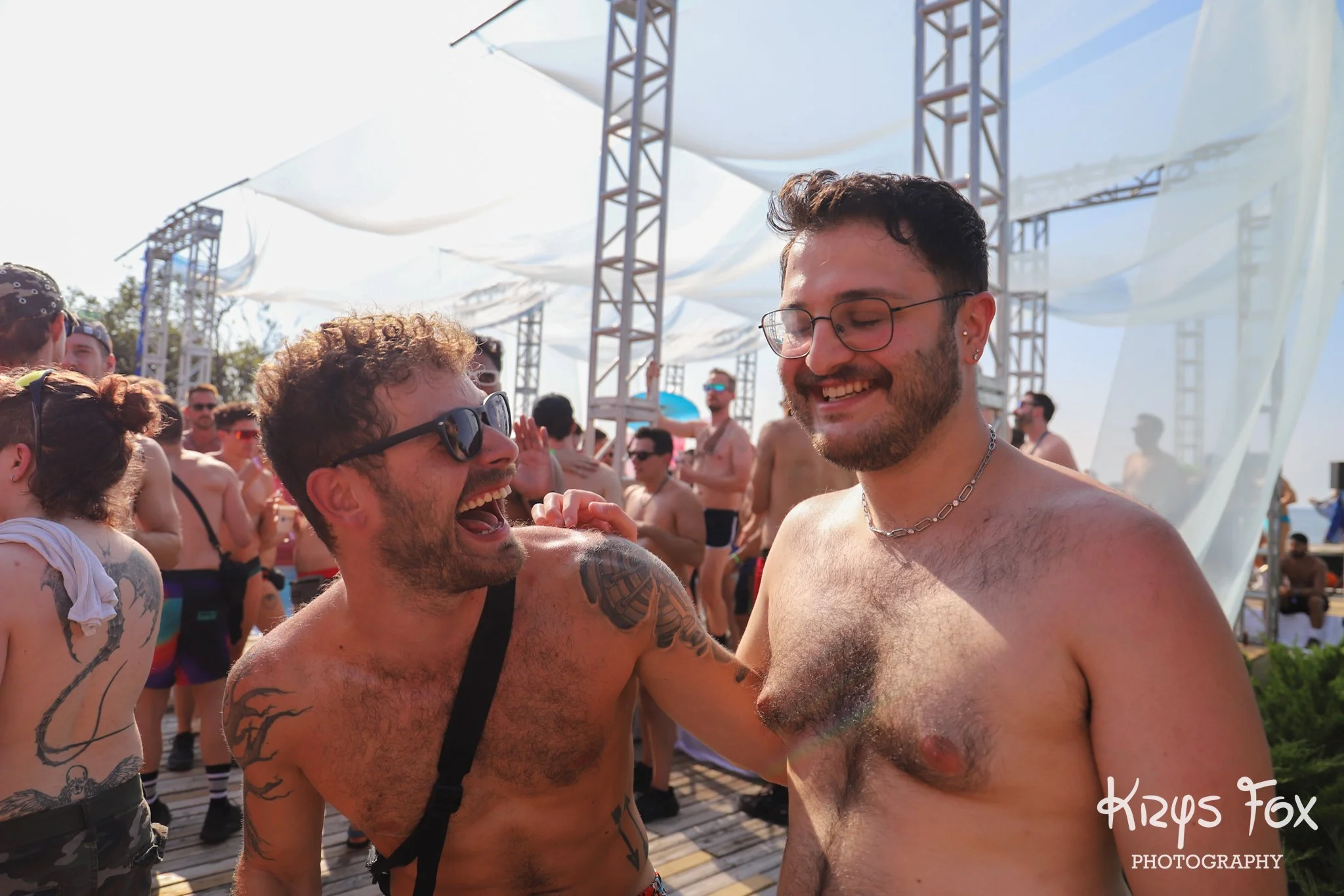 Lo_ClosingParty_BeachParty_KrysFox_2025-92.jpg