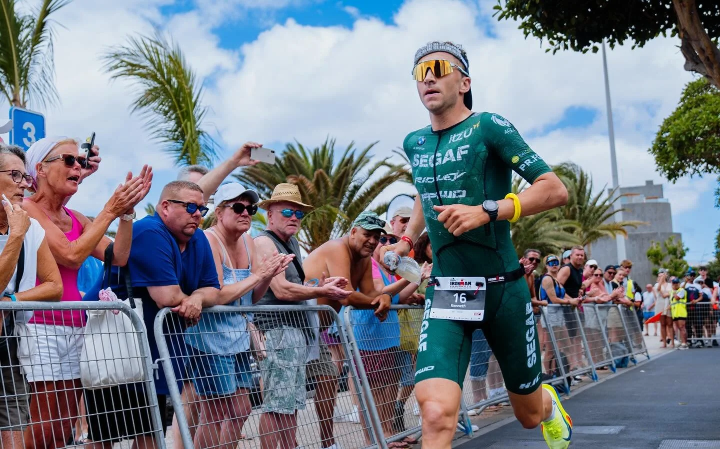 Couldn&rsquo;t be more excited to share some highlights from @ironmanlanzarote !📸🏃&zwj;♂️ 

Check out these shots capturing the fastest run of the day. I clocked in at 2h39&rsquo;23&rdquo; with an average pace of 3:46/km, just missing the course re