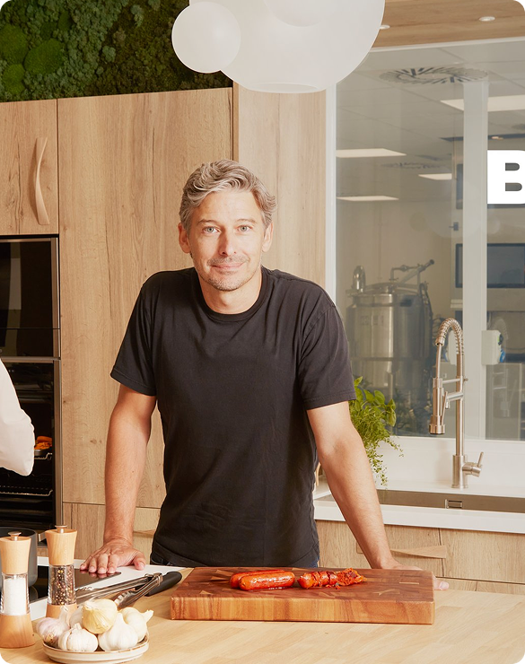 4dc06effcd57cb6b842f12918470c6b9_edited+copy 16.png