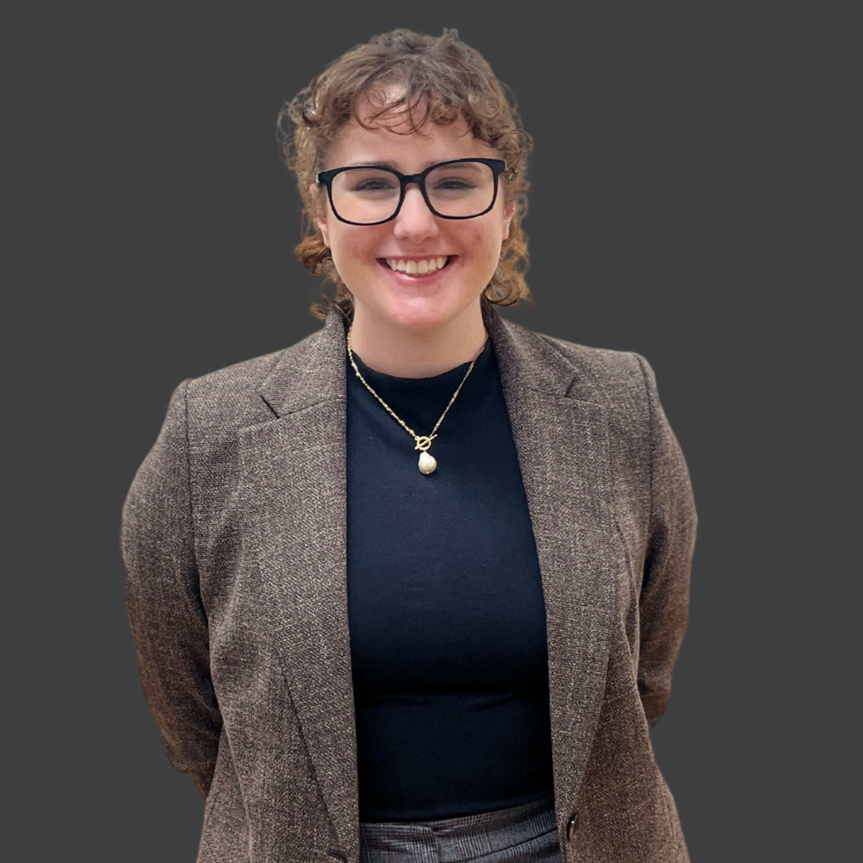Jules Lowman Headshot