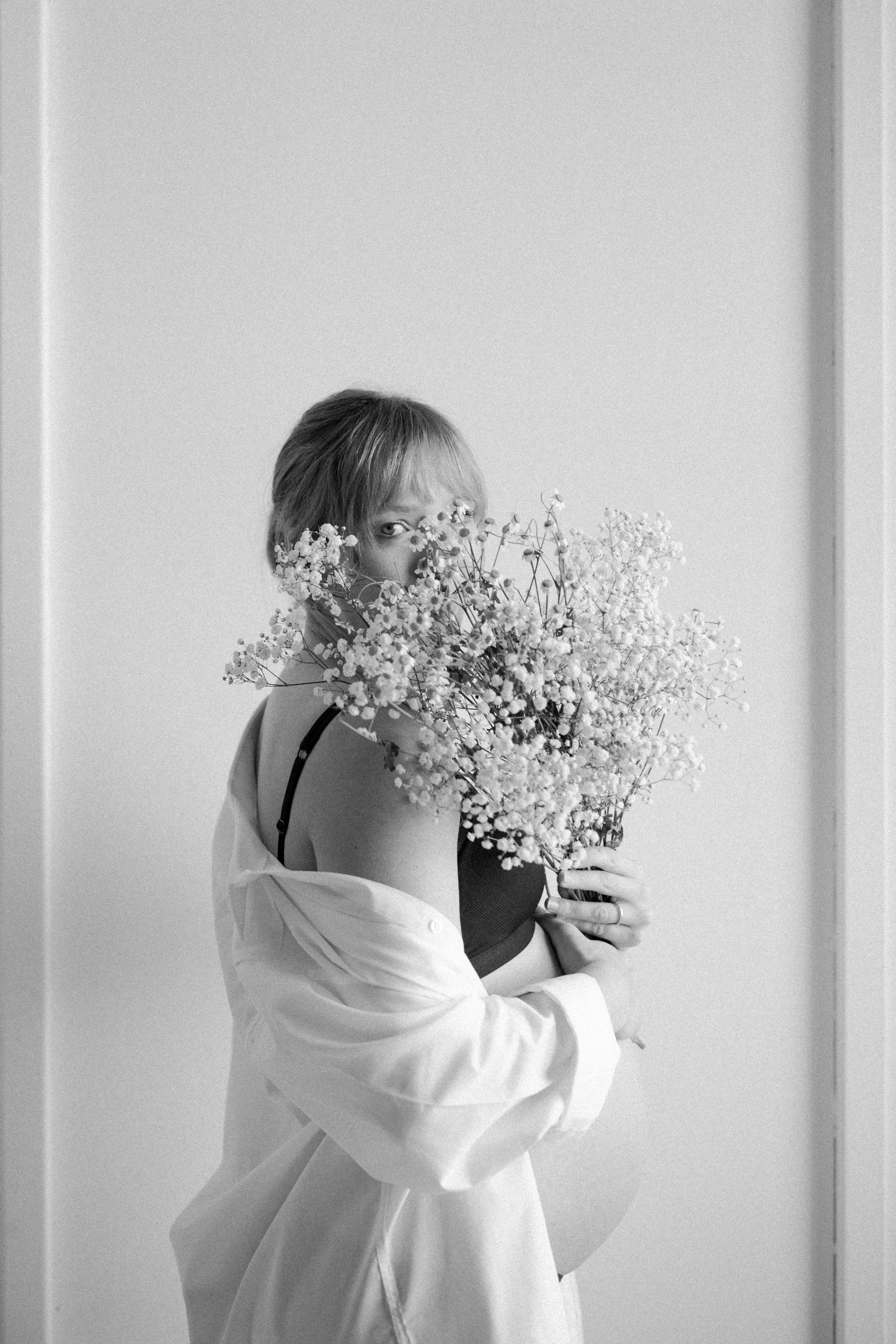 Monochrome Maternity_-46.jpg