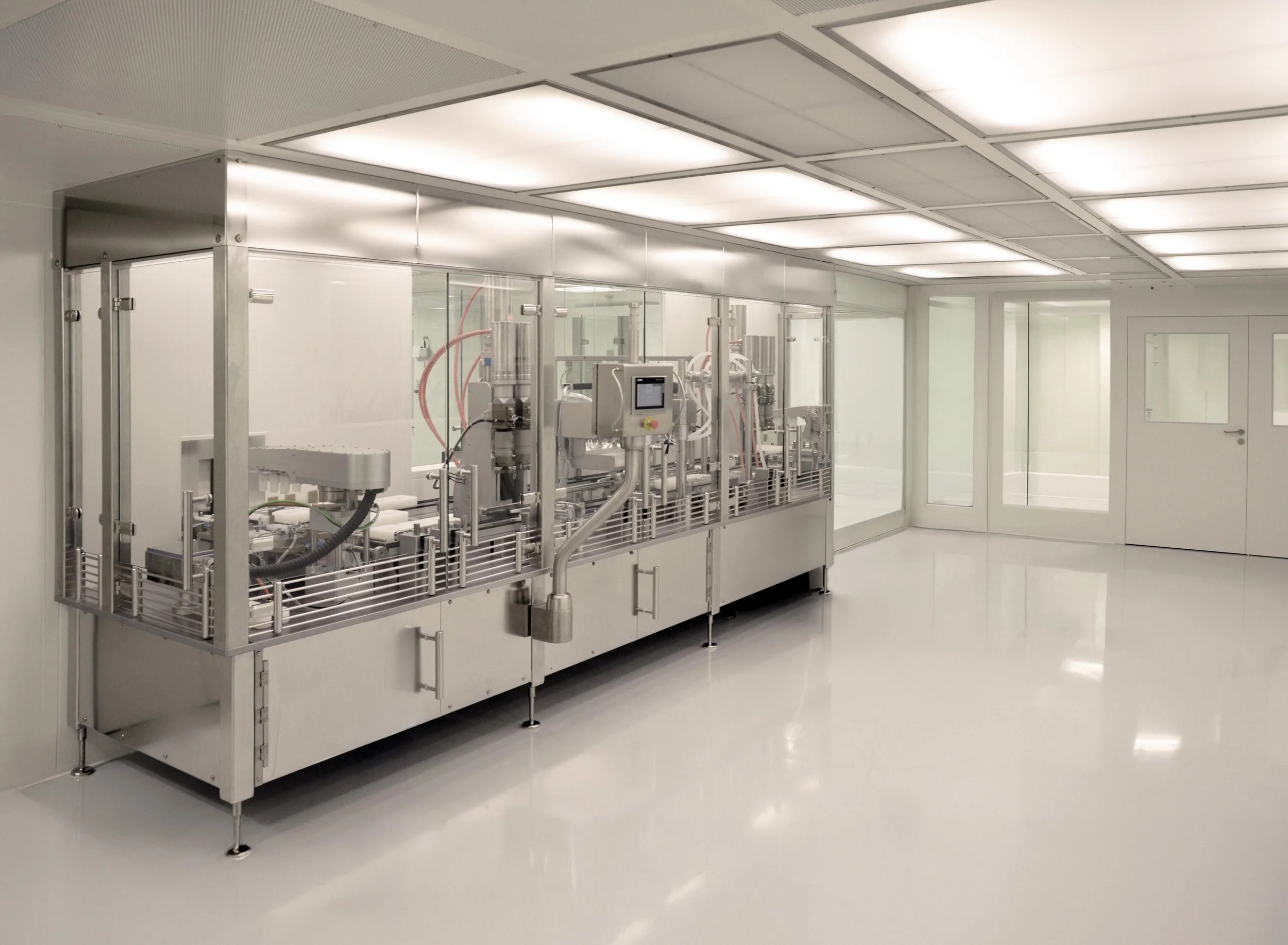 AFM in clean room, front or p8 edited Kopie.jpg