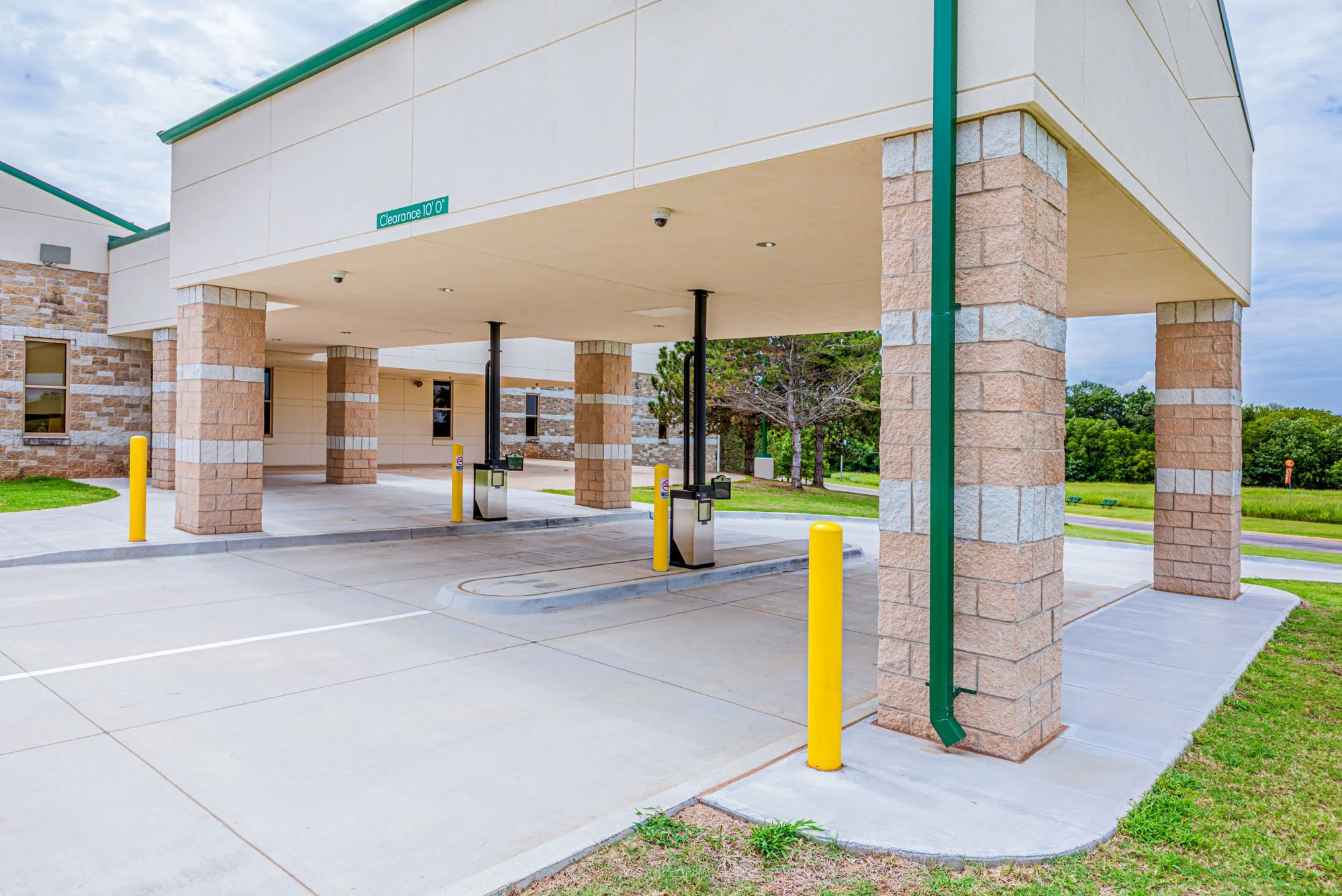 Pawnee-Indian-Health-Center-Drive-Thruby-Firebrand-Construction05.jpg