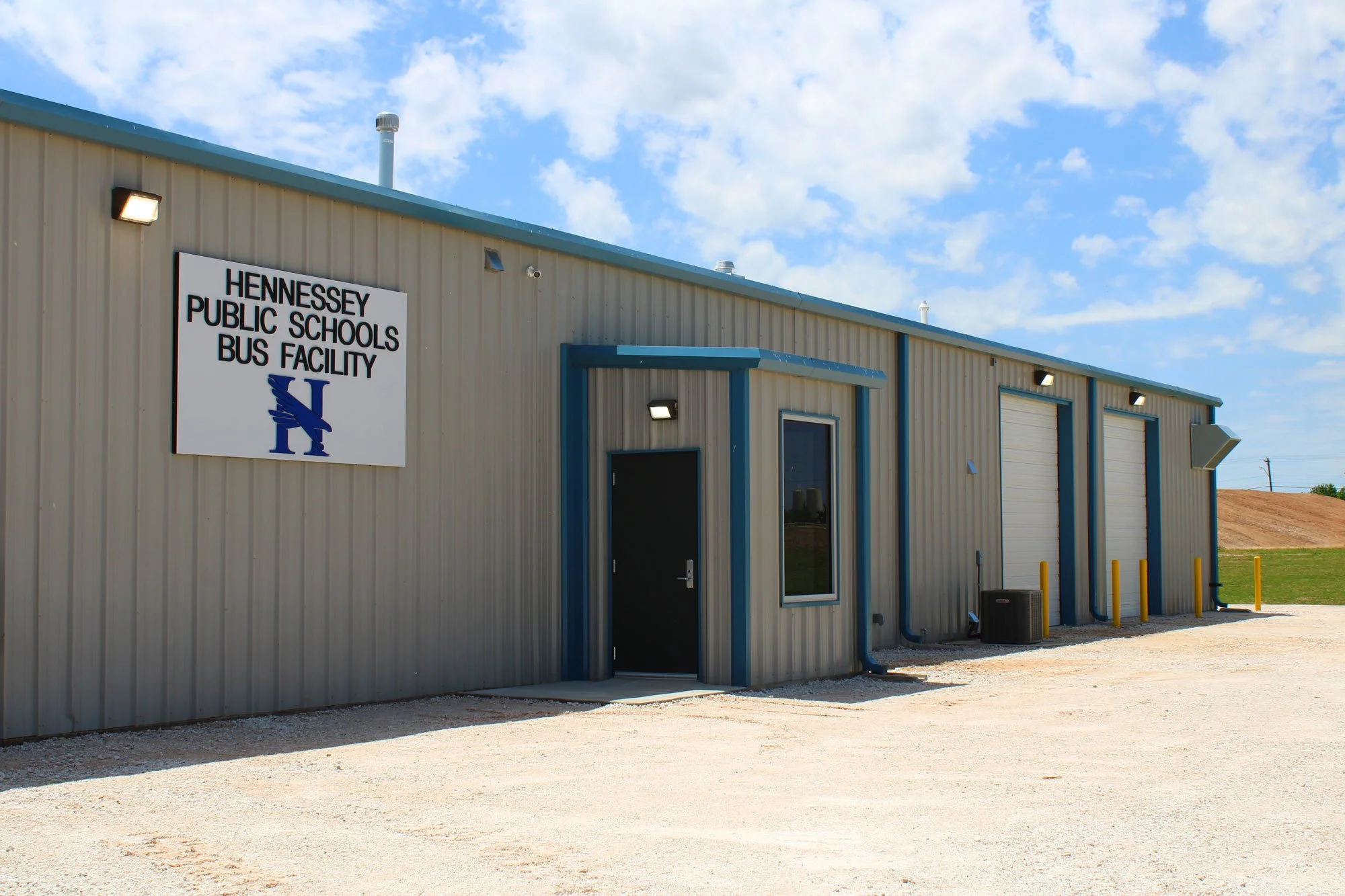Oklahoma-Commercial-ConstructionHennessey-Public-Schools-Bus-Barn007.jpg
