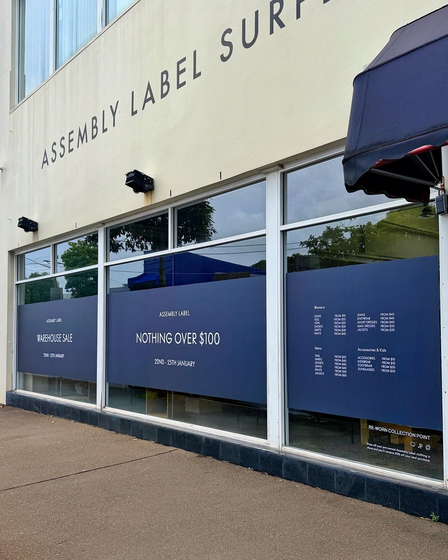 Custom window vinyl installed for @assemblylabel  to promote their January sale, creating a strong street presence while keeping the look clean, minimal and on brand.

A simple, effective way to communicate key information, draw attention and activat