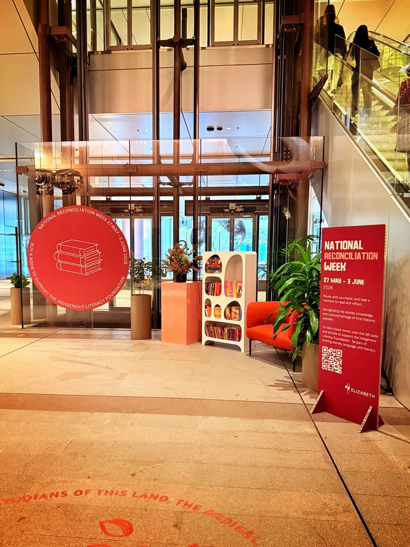 Signage in service of something bigger. 🧡
Proud to produce and install this National Reconciliation Week activation at 1 Elizabeth Street for @lifestylelabagency a space to pause, reflect, and support the Indigenous Literacy Foundation.

#tvisualcon