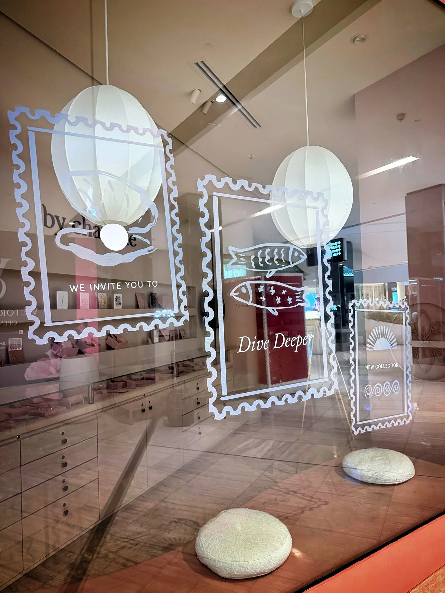 We invite you to... Dive Deeper. 🐟🤍
Window vinyl installation for @bycharlotte_  printed in house on optical clear intricate, illustrated, and utterly on brand.
This one was a pleasure to install. ✨

#tvisualconcepts #bycharlotte #windowgraphics #v