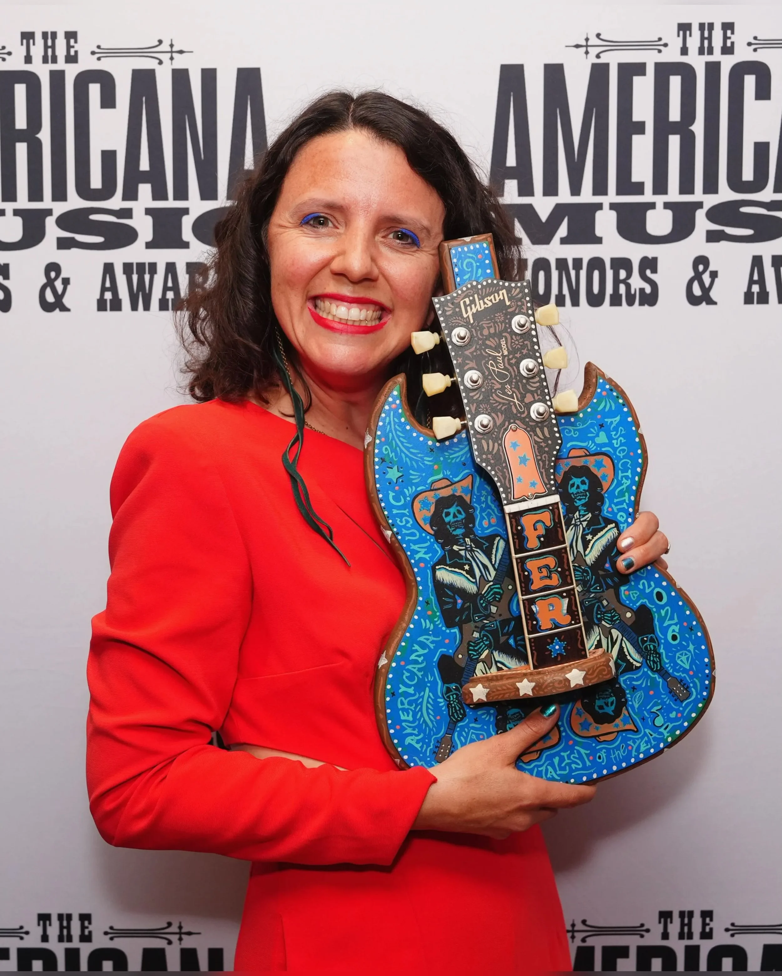 If I could tell 16yr old Mandy that one day I&rsquo;d win &lsquo;Instrumentalist of the Year&rsquo; as a female lead guitarist at @americanafest and @robertplantofficial would be there to watch me give my acceptance speech, and @rollingstone would hi