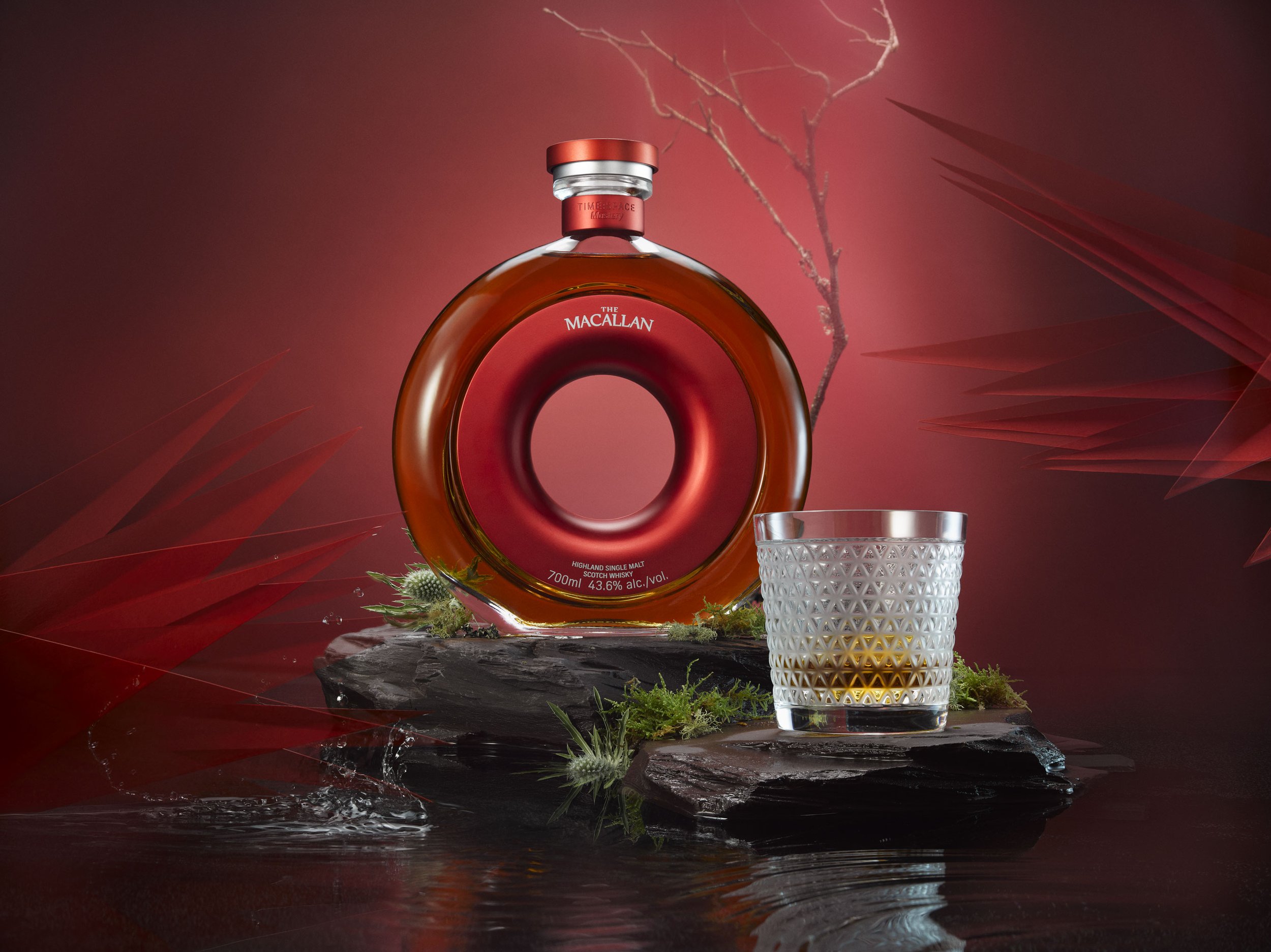 240502_Macallan_Celeste_StraightOn_With_Glass_v1b.jpg