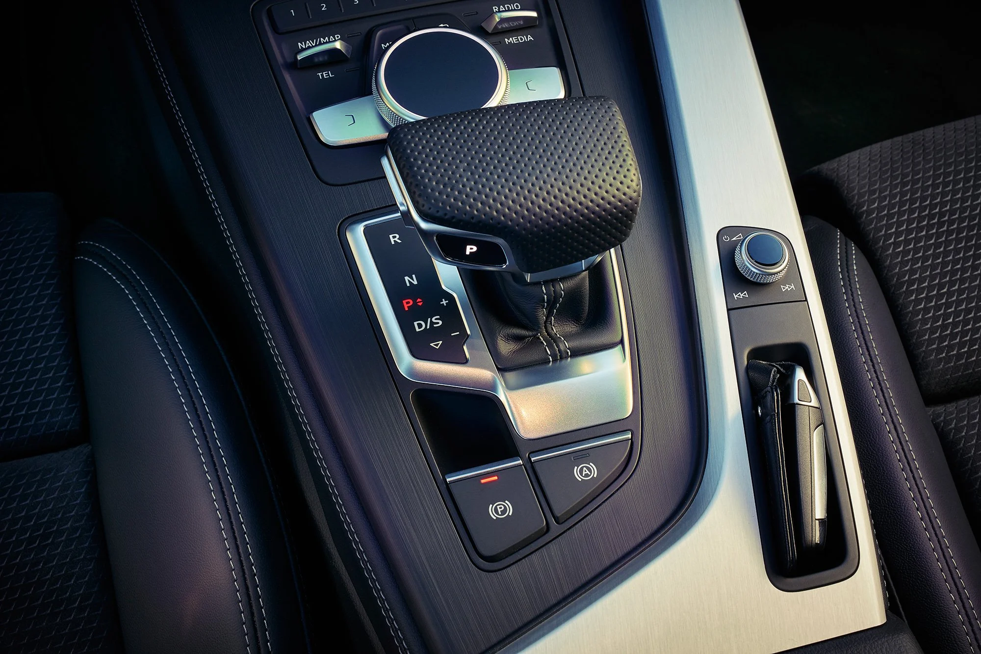 AUDI022.jpg