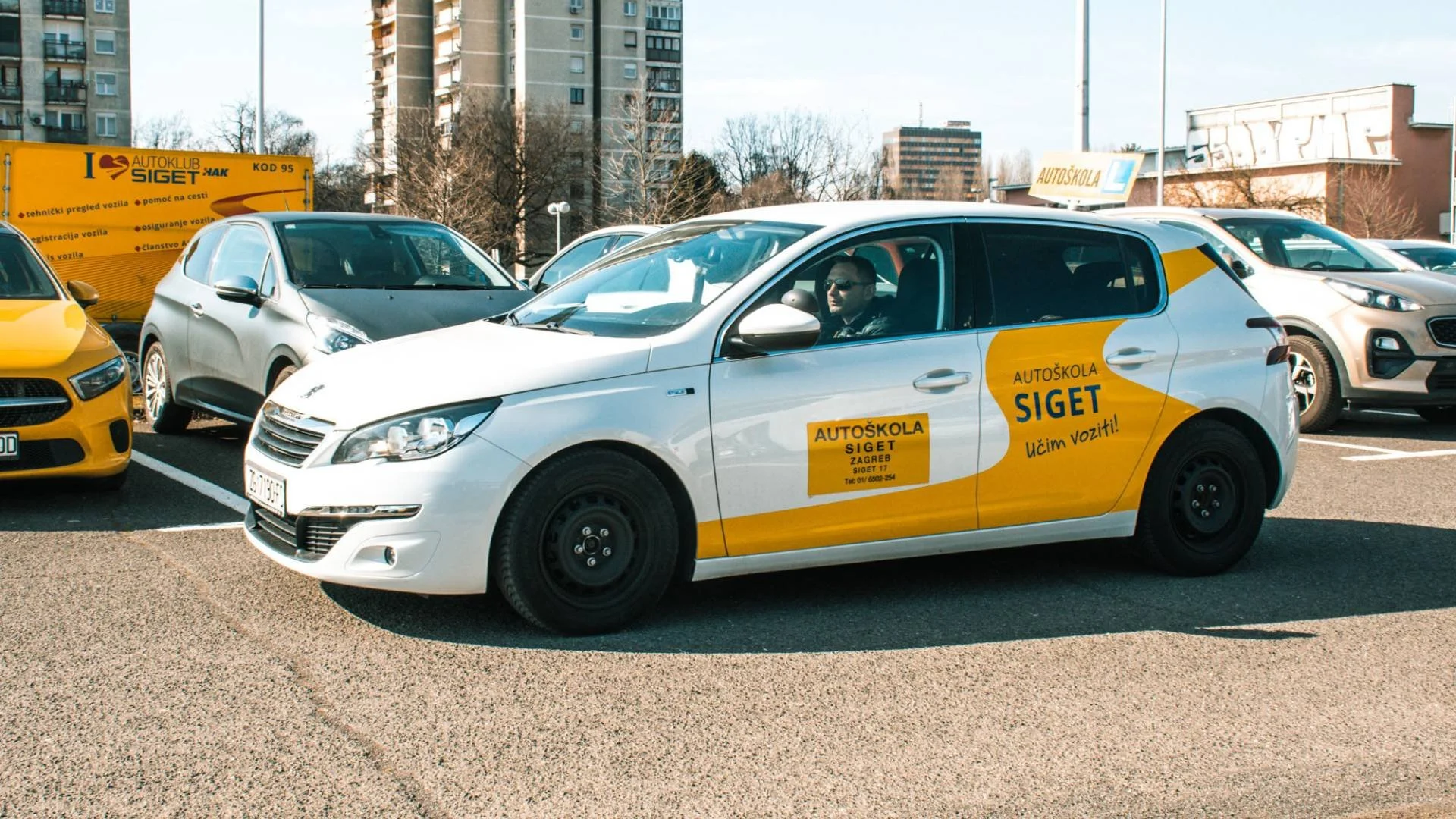 web-disegnat-siget-vehicles9.jpg