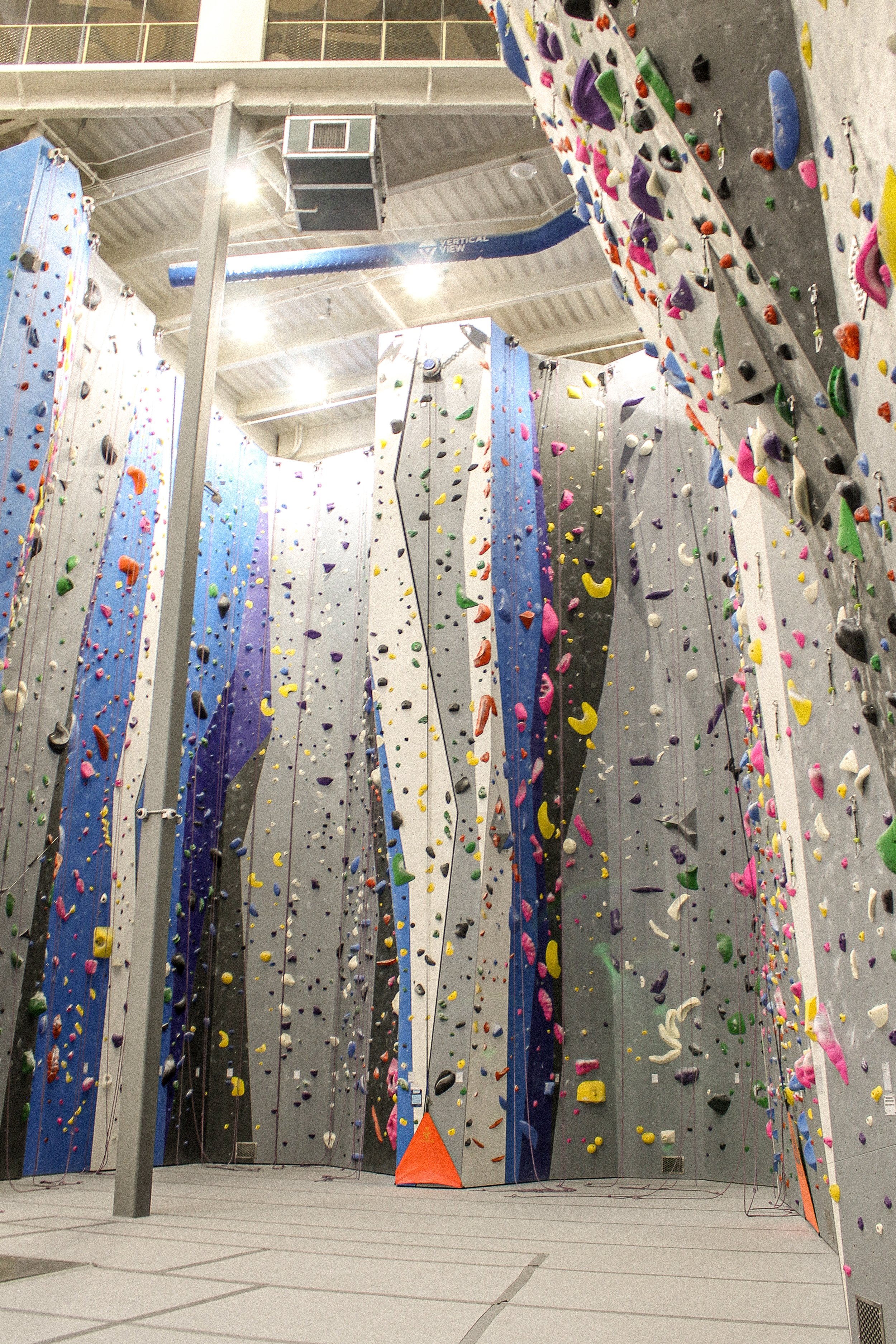 Rope Climbing — Vertical View