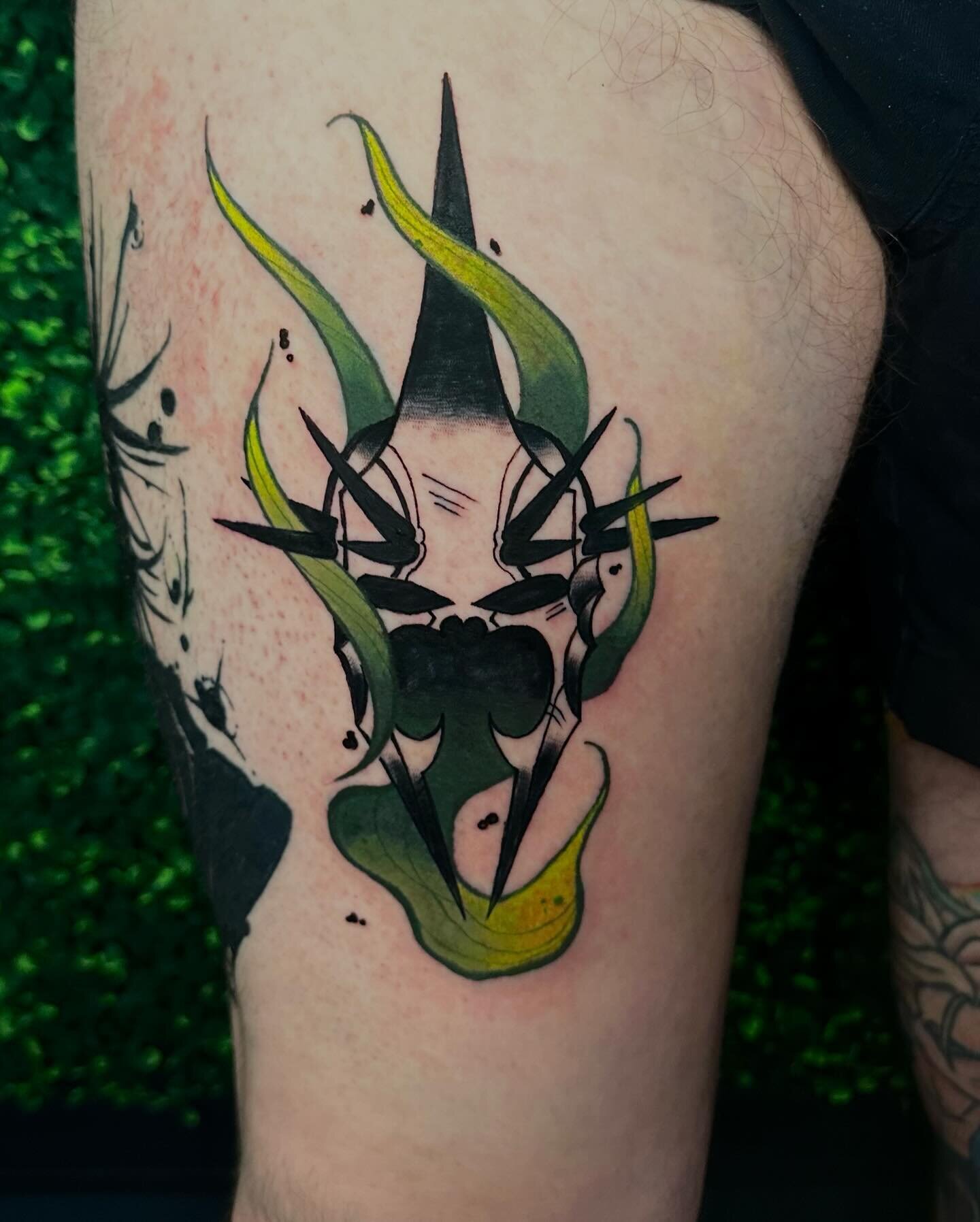 You know his swag but not his story. 

Witch King of Angmar on my good friend @__danny.phantom__ 

I love The Lord of the Rings so much and I&rsquo;m so stoked I got to finally do something from it! If you&rsquo;re wanting some hard lord of the rings