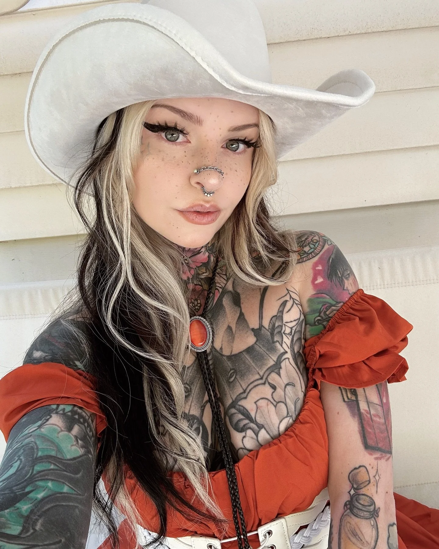 i wanna be a cowgirllllll baby🤠