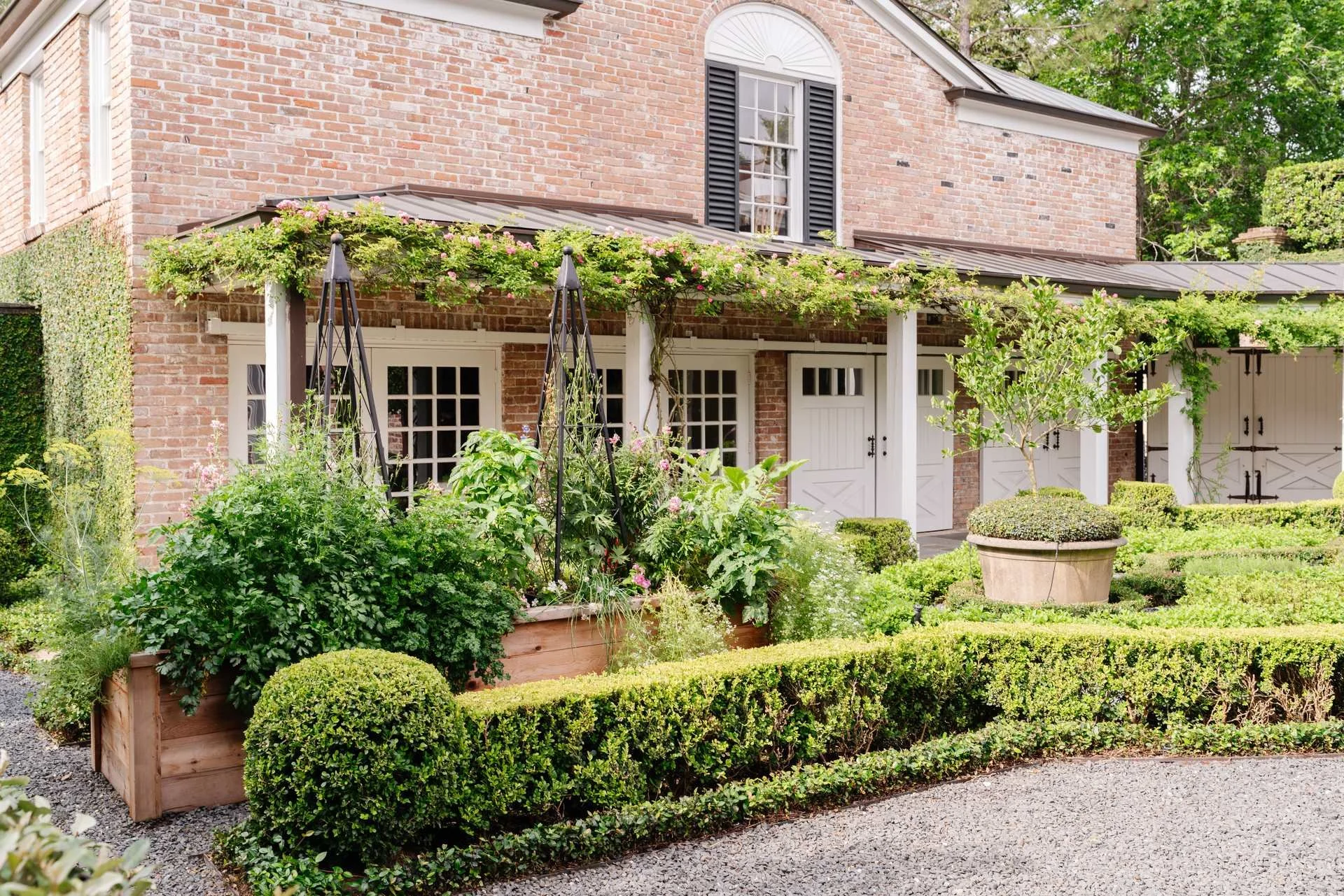 River Oaks Parterre