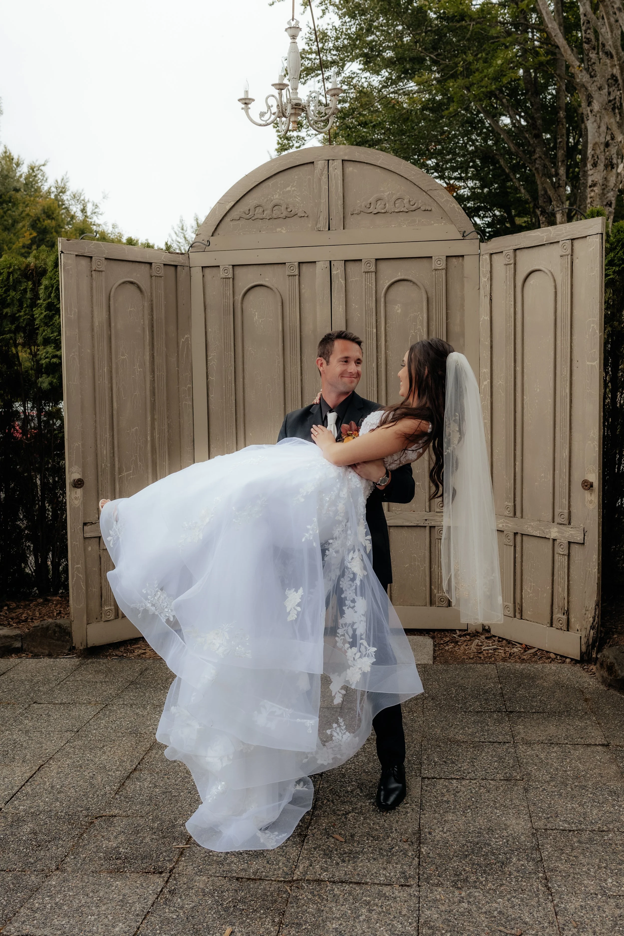 Portland, Oregon wedding photographer, The Lexi Look Photography