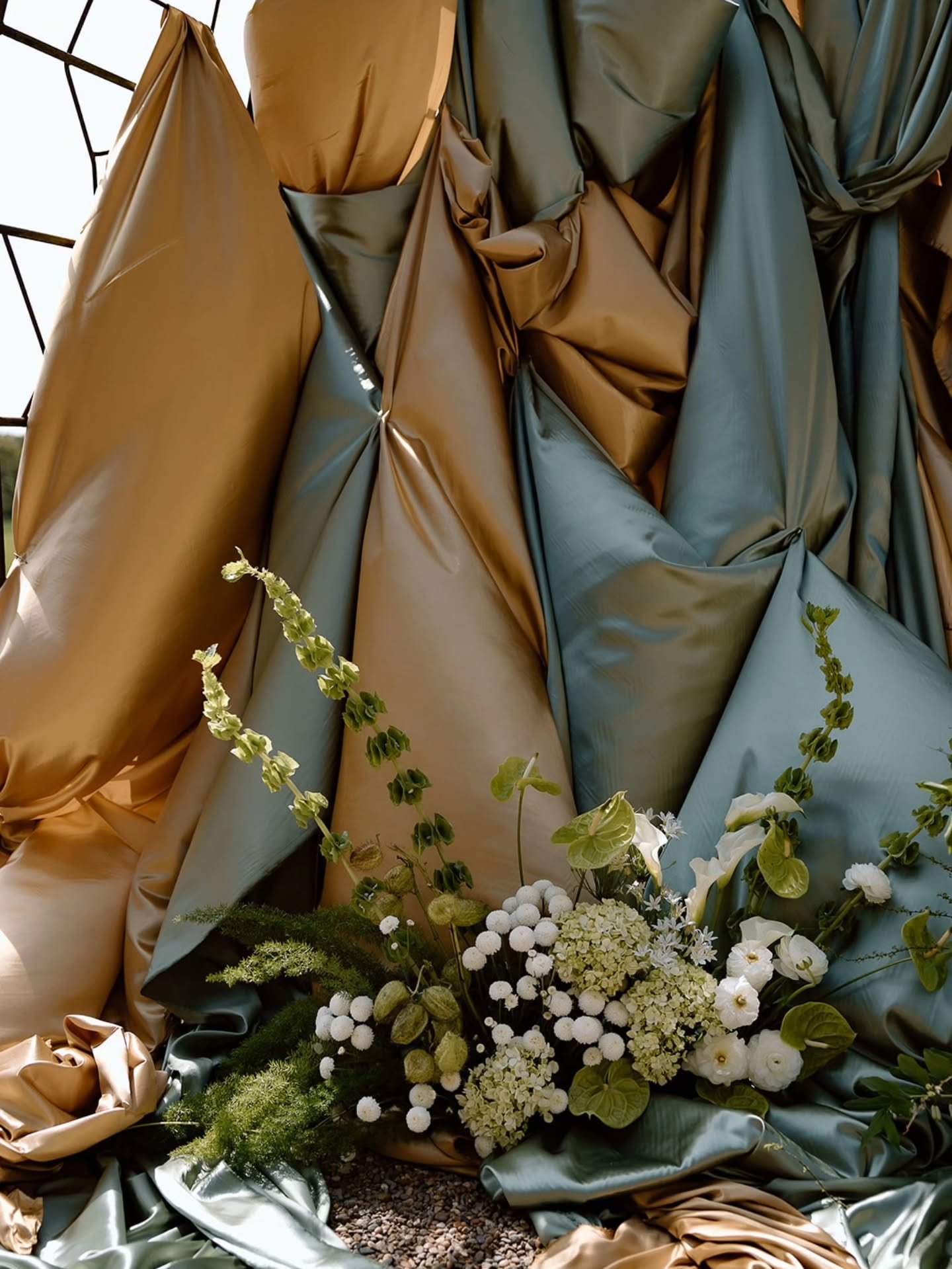 "2026 is almost here, and it&rsquo;s shaping up to be the most vibrant year yet. To our 2026 brides: it&rsquo;s your time to be bold, colourful, and make a statement. Cheers to your year!"

Captured beautifully by the ever talented Helen ❤️