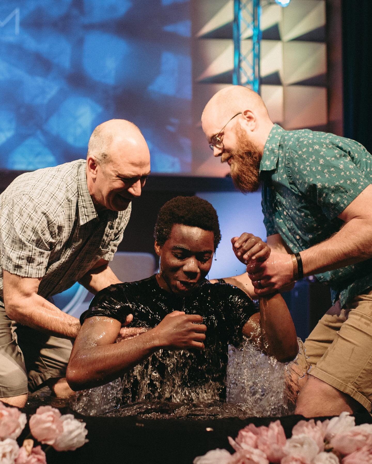 Easter was almost a week ago, but Jesus is still ALIVE! Don&rsquo;t let yourself forget the joy &amp; peace Jesus offers you through a close relationship with him, church! 

Let these baptism photos be a reminder that God is working in our church, an