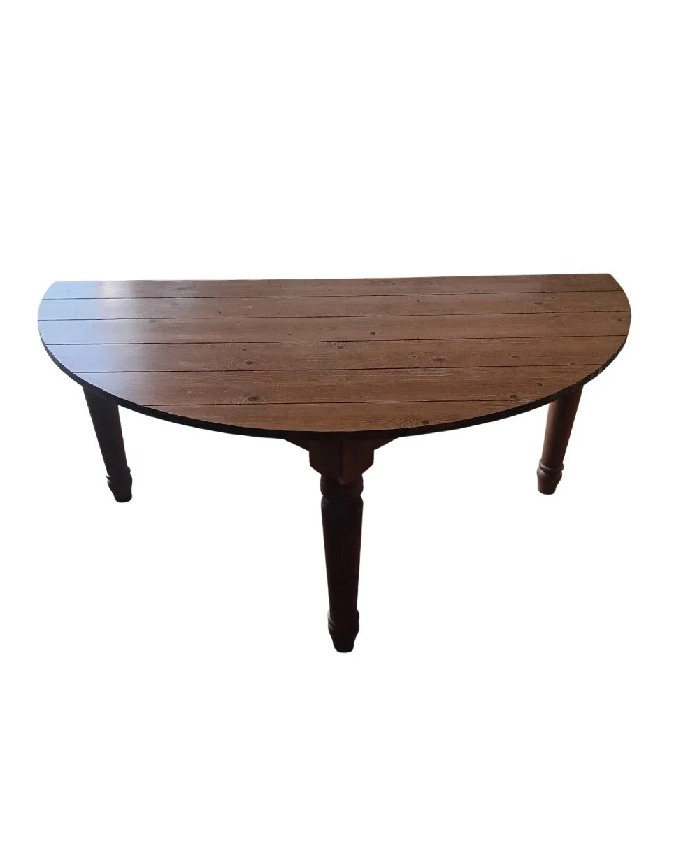 Sweetheart Farm Table