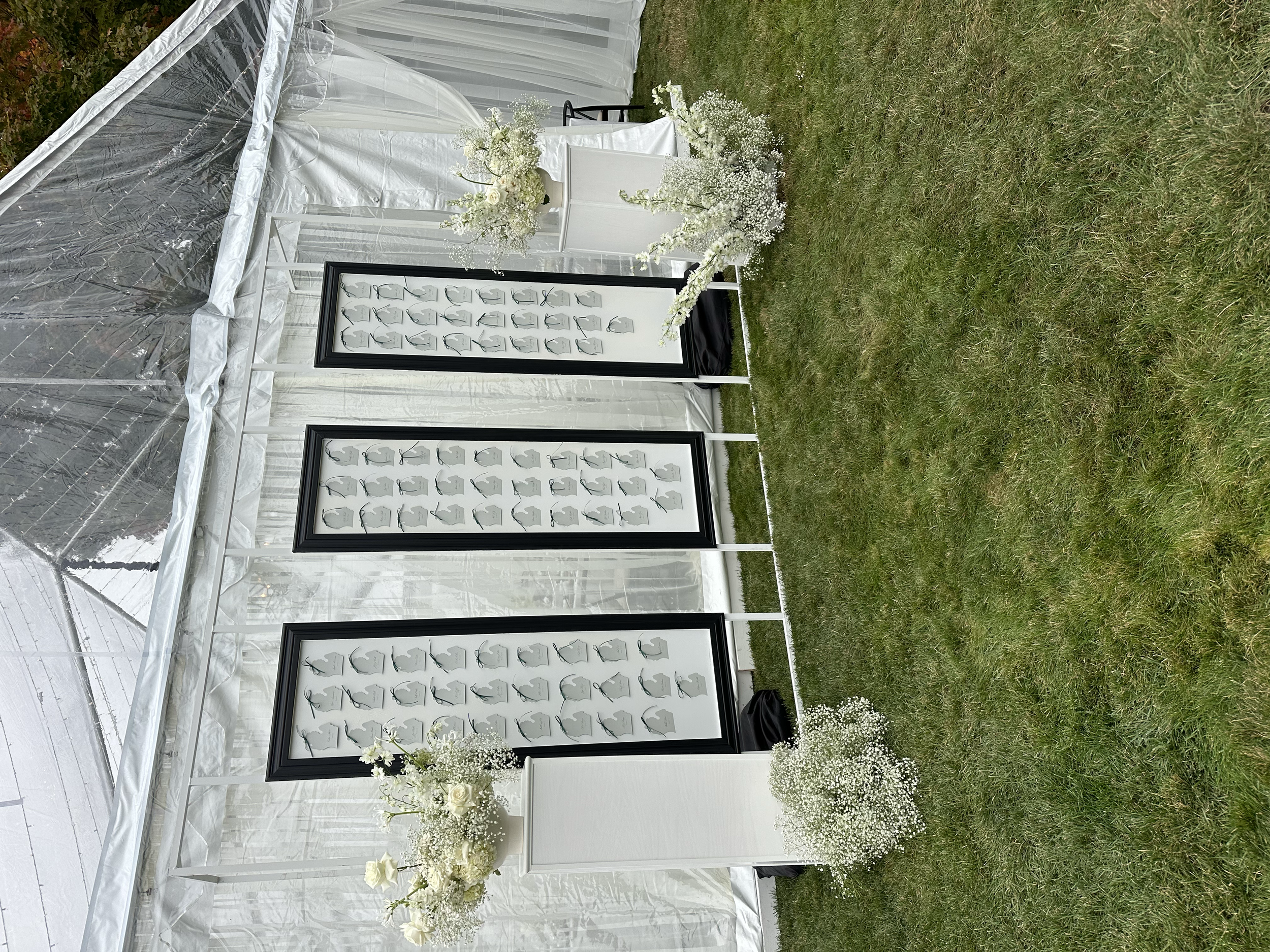 3-Panel Escort Wall (Custom Colors Available)
$400
