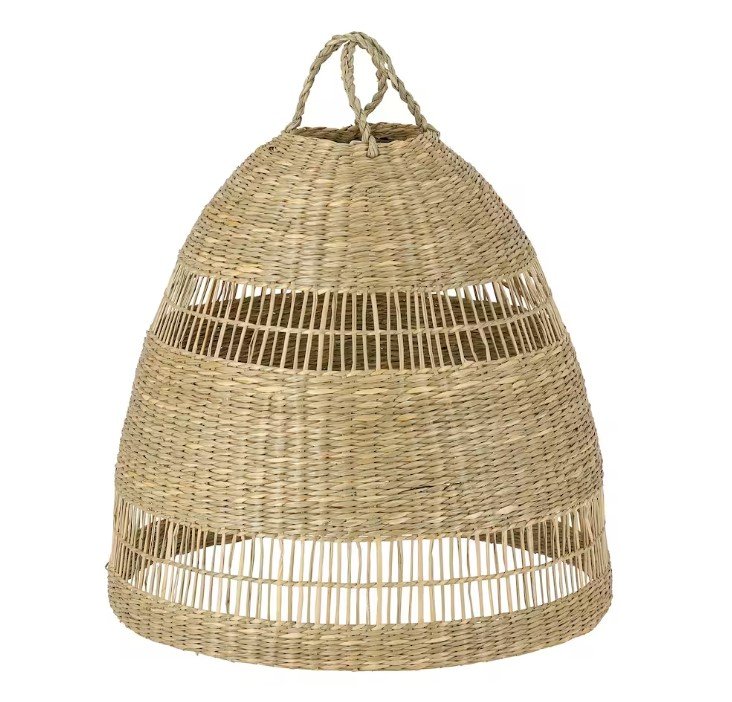 Sedge Chandelier w/ Bulb & Wiring
*Must be installed by third party/tent company