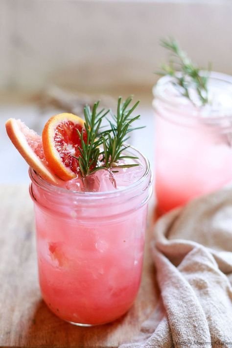 Rosemary, Gin, and Grapefruit Cocktail Recipe