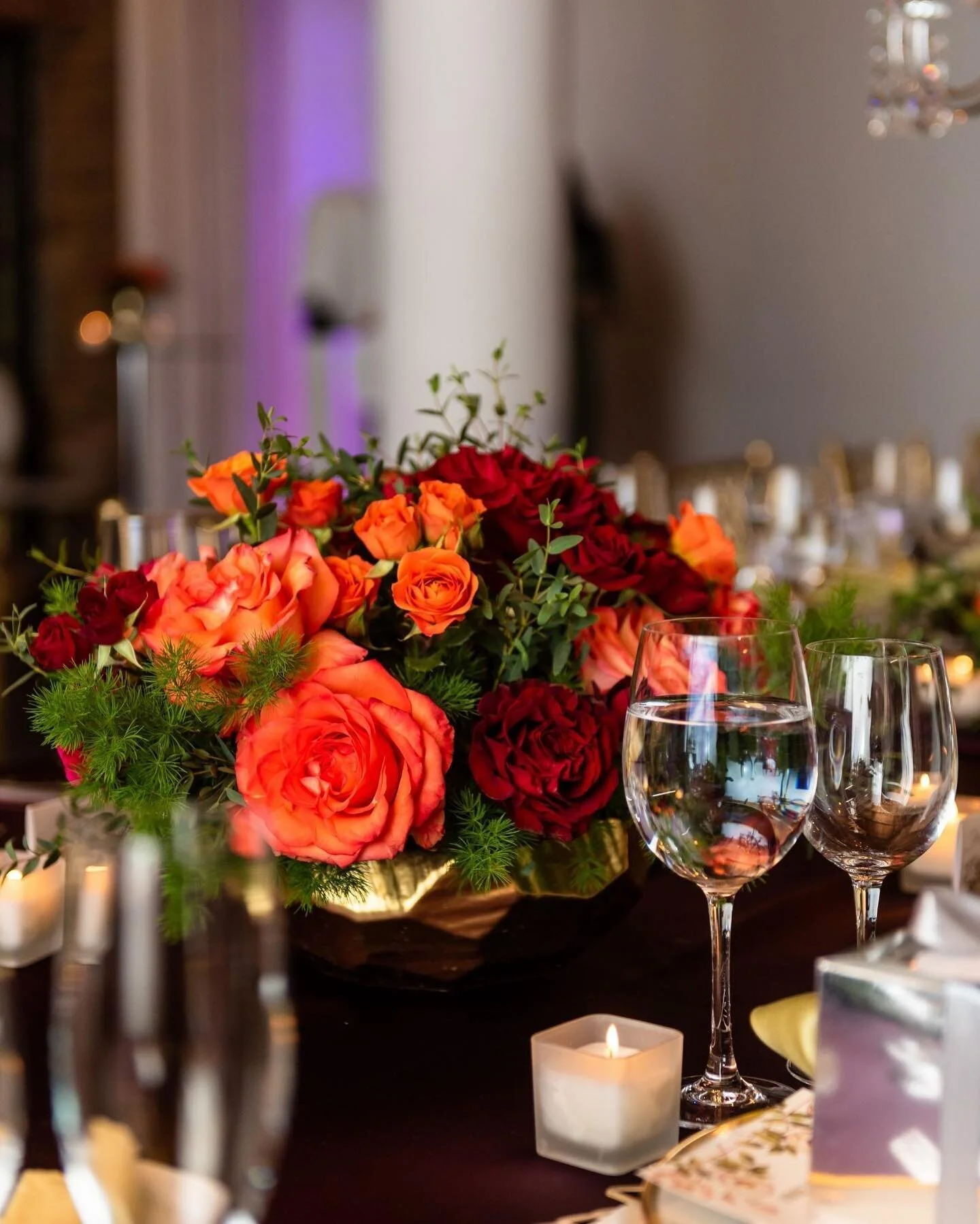 What’s not to love about fall colors?
📸 @niceemartin 
Venue: @thegrandaberie