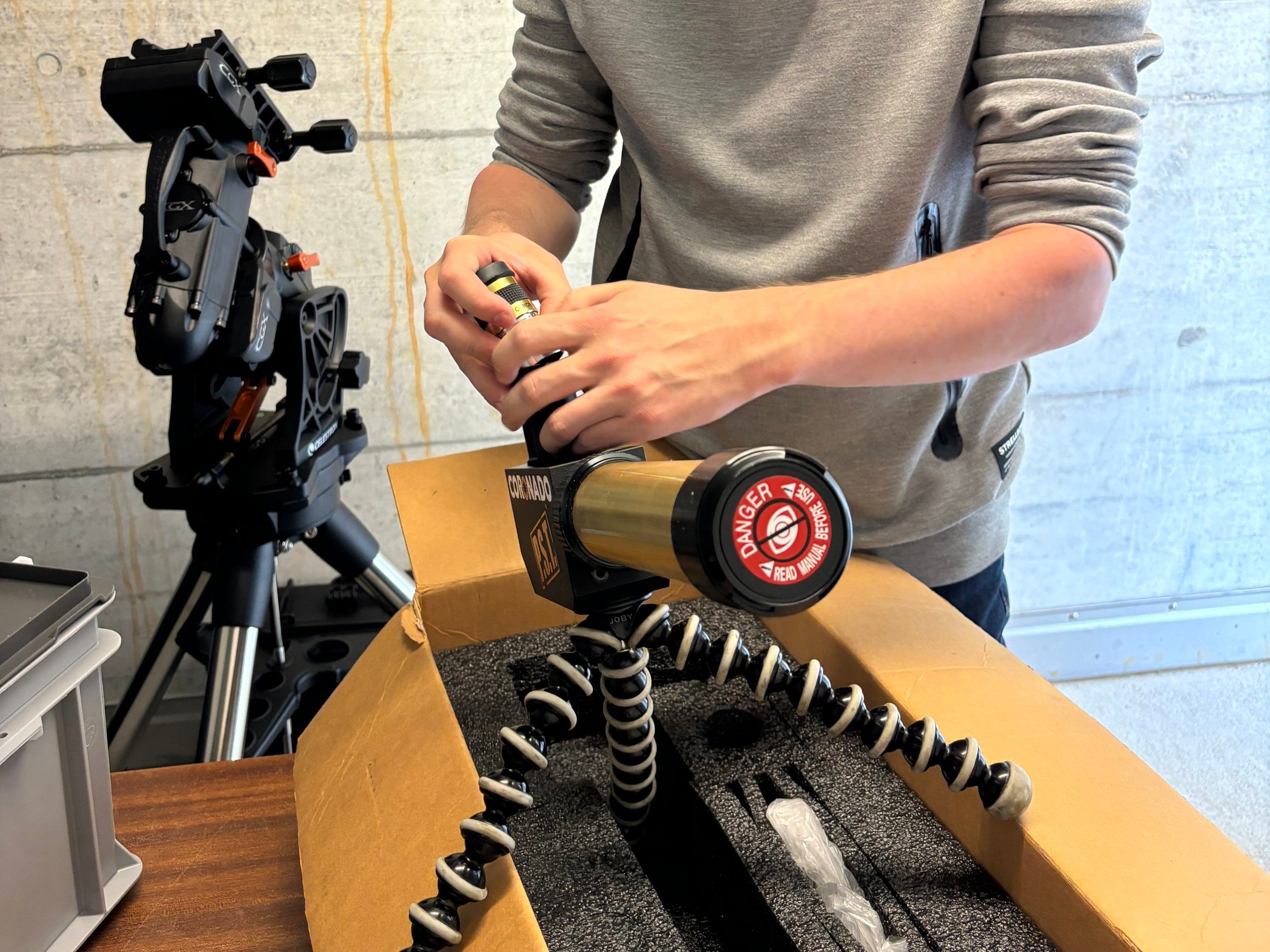 Die Teleskope der ETH sind verpackt ...