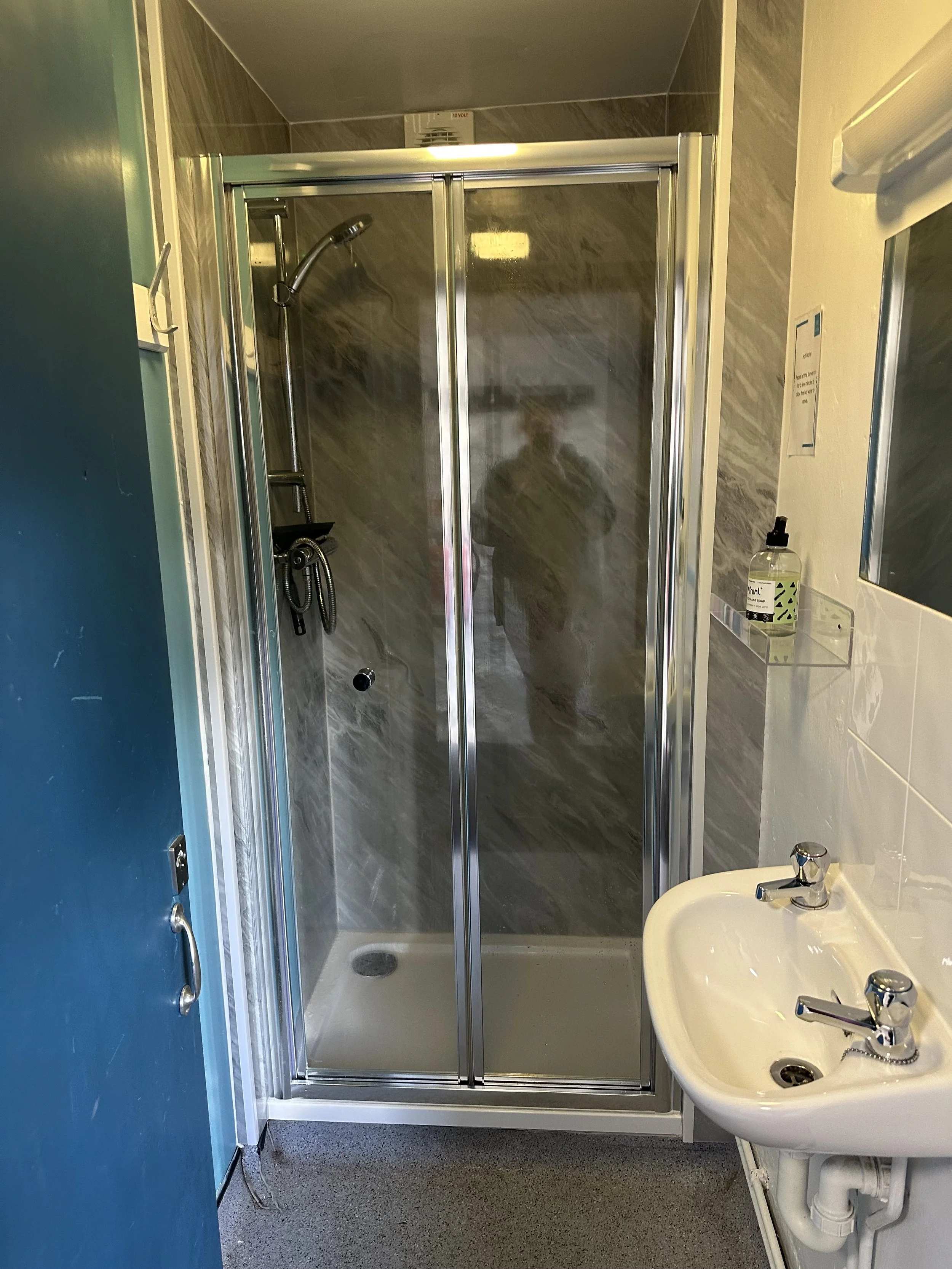 Bunk House Shower room 3