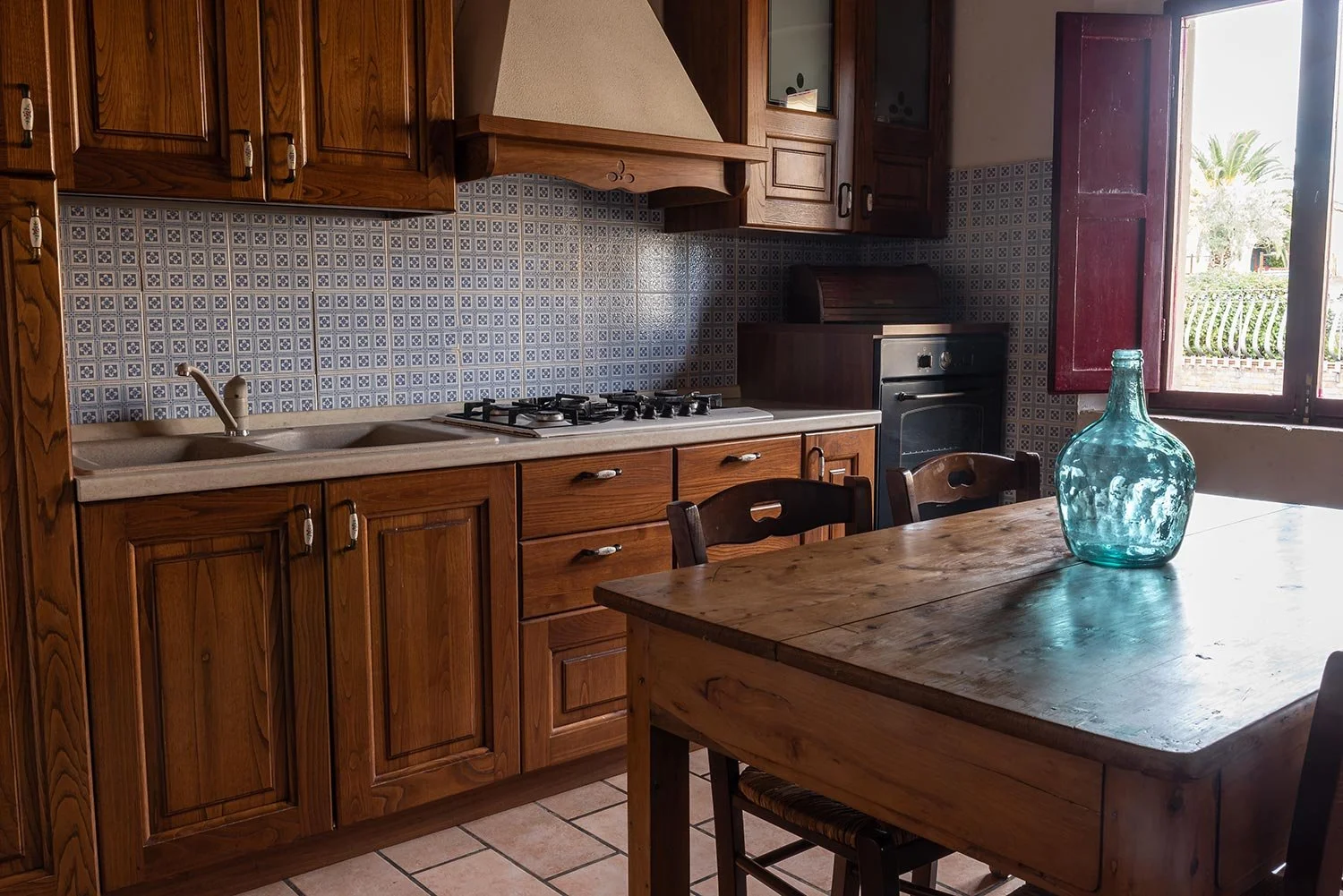 Ginestre, kitchen
