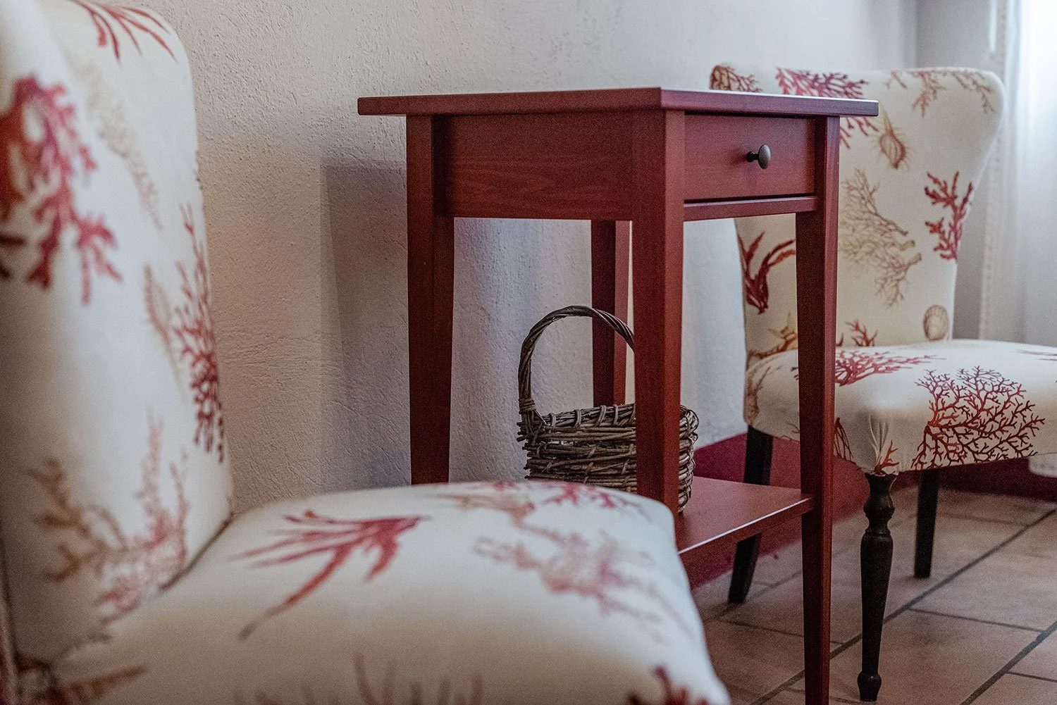 Ginestre, bedroom, detail