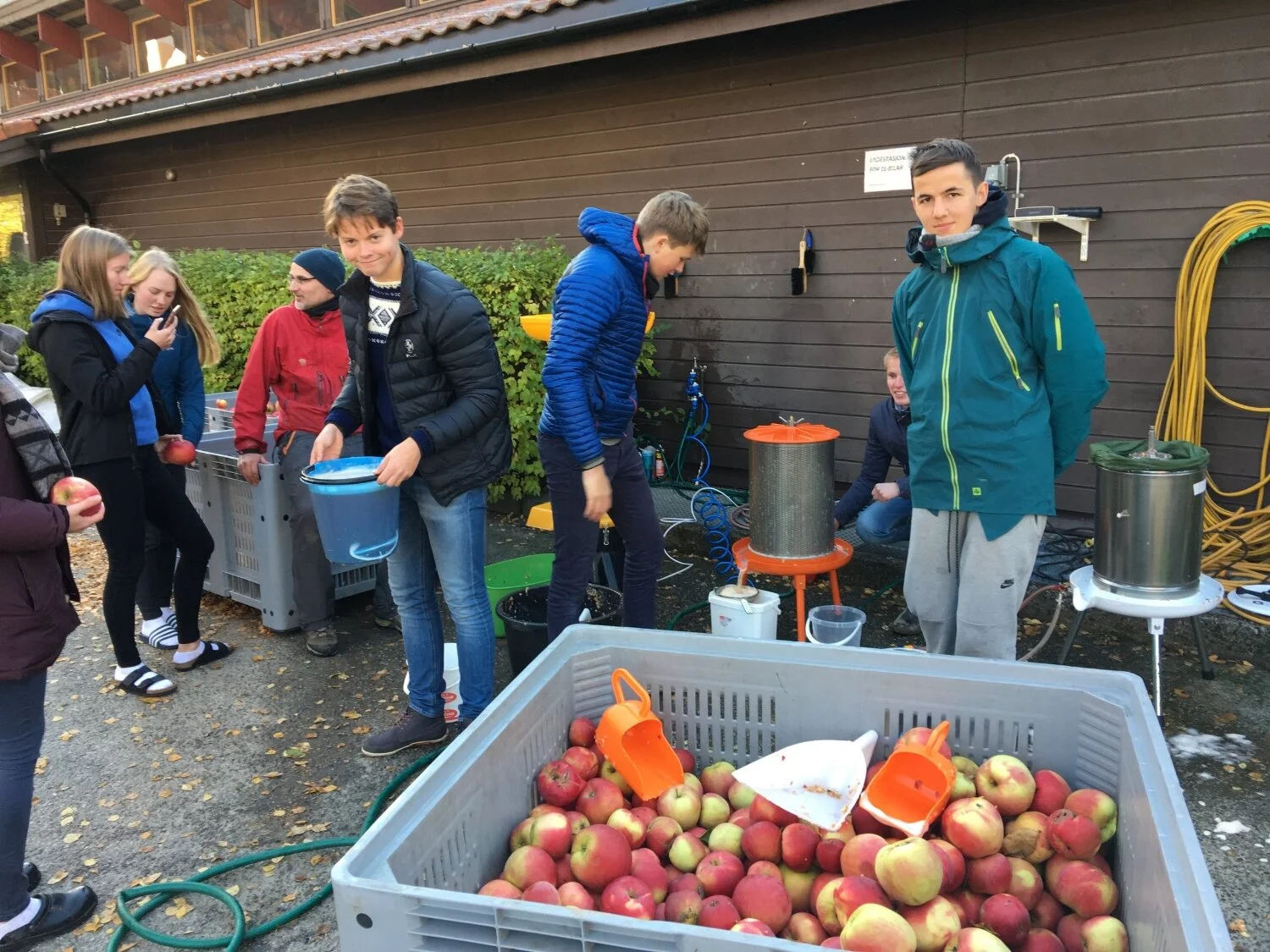 The good life and the BIG apple day