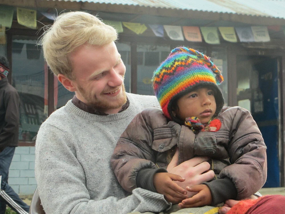 SUPPORT DISASTER RESCUE IN NEPAL!