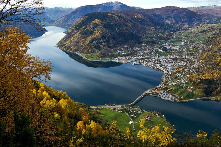 Can you recommend Sogndal FHS?