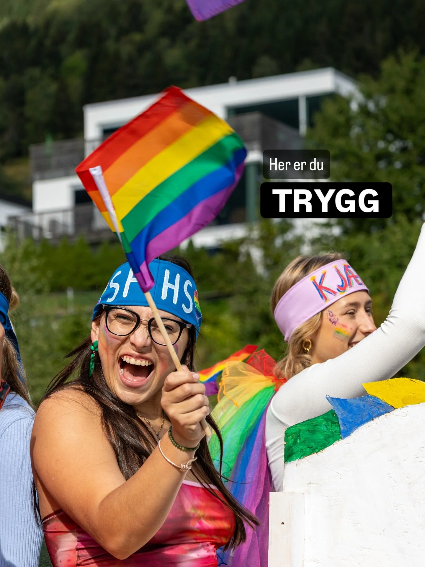 Her er du TRYGG 🏳️&zwj;🌈 

Hele skolen var med p&aring; Sogna Pride i helga!