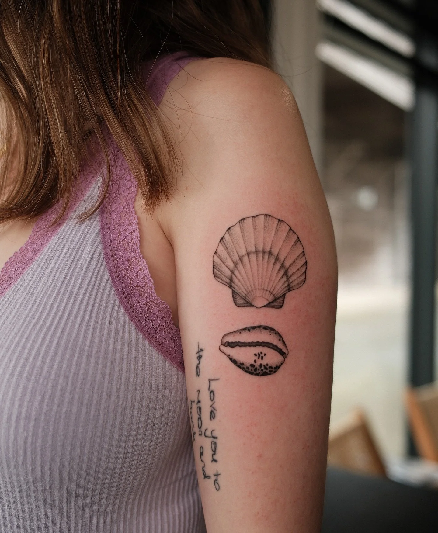 Scallop and cowrie shells for Charlotte 🐚 I always have time for some smaller tattoos like these at the start or end of my day. Get in touch to book in 🖤