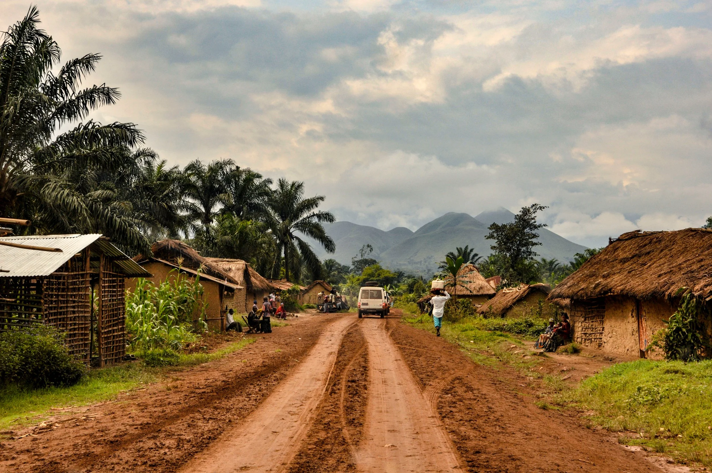 Expanding DFI practice through lessons: Applying conflict sensitivity and building resilience through private sector investment